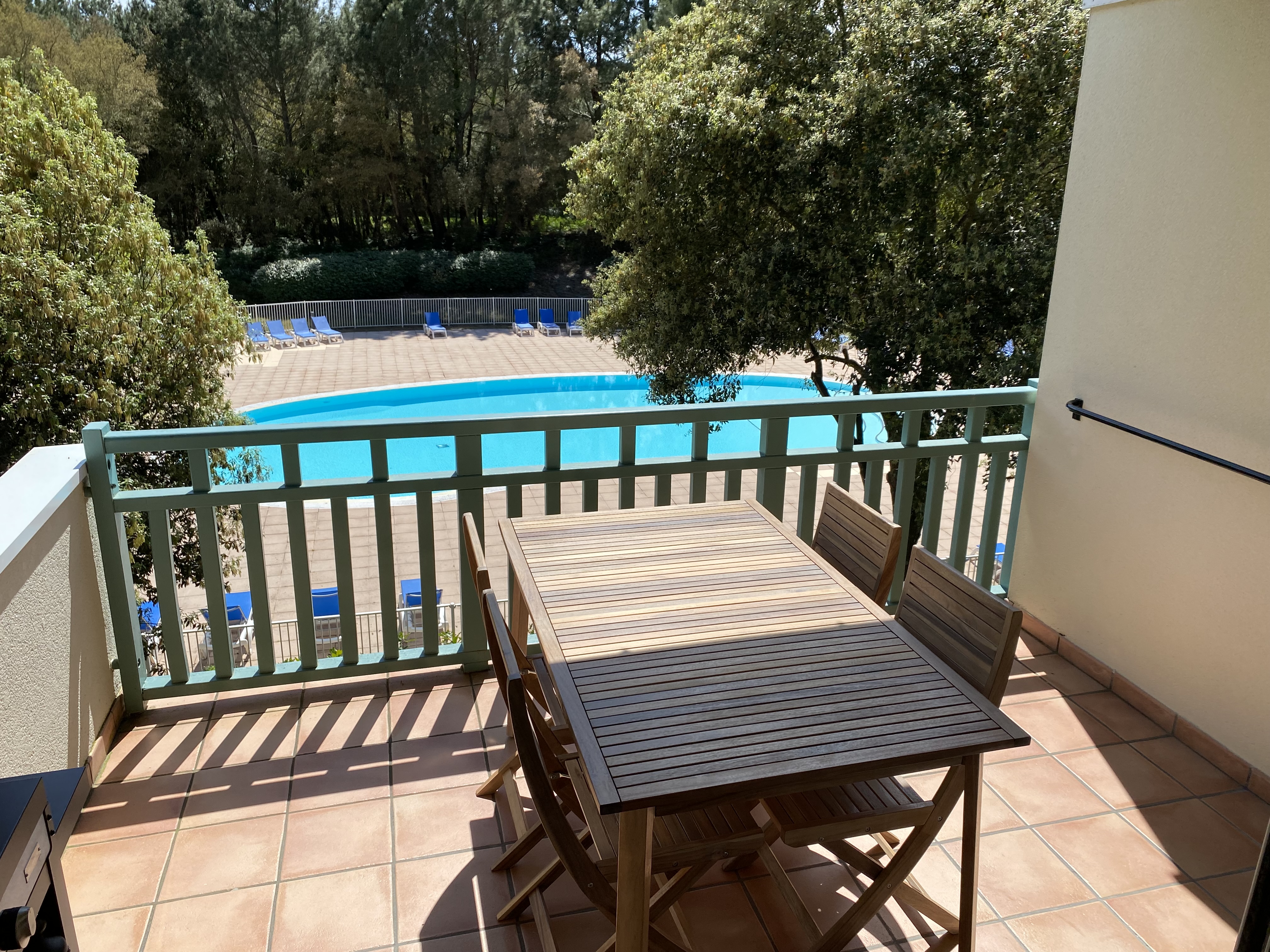 5-person apartment near ocean, sea lake,golf