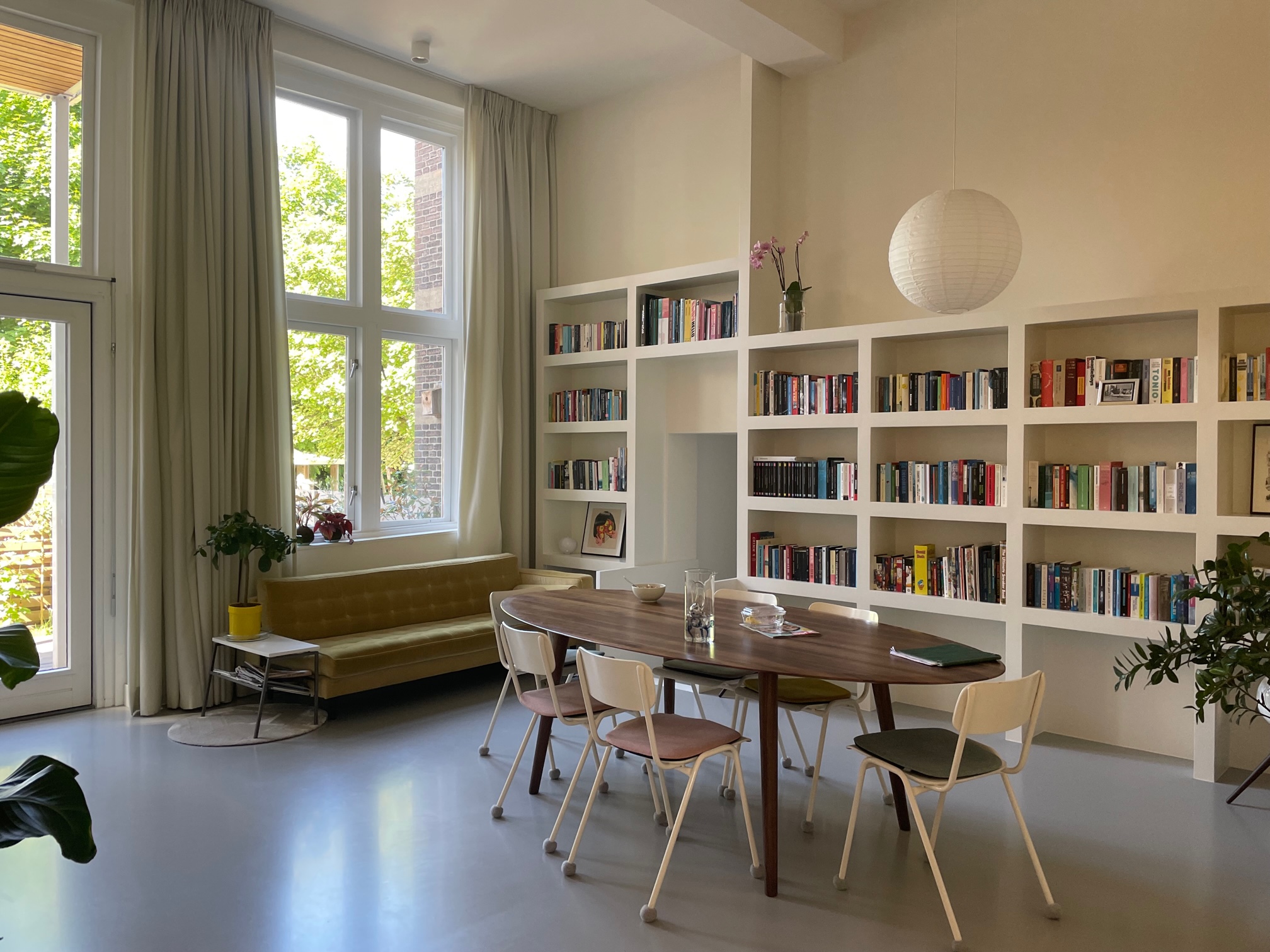 Design-loft met tuin in hipste wijk van Den Haag — The Hague stay