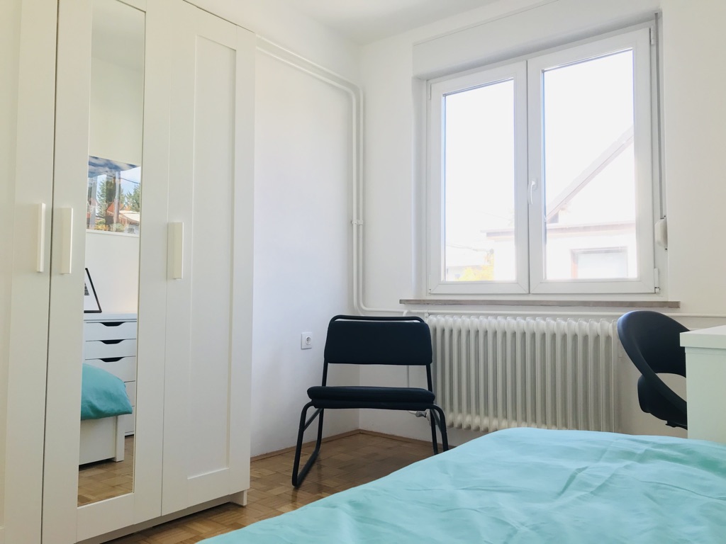 Room for 2 in lovely house Apartments for Rent in Ljubljana