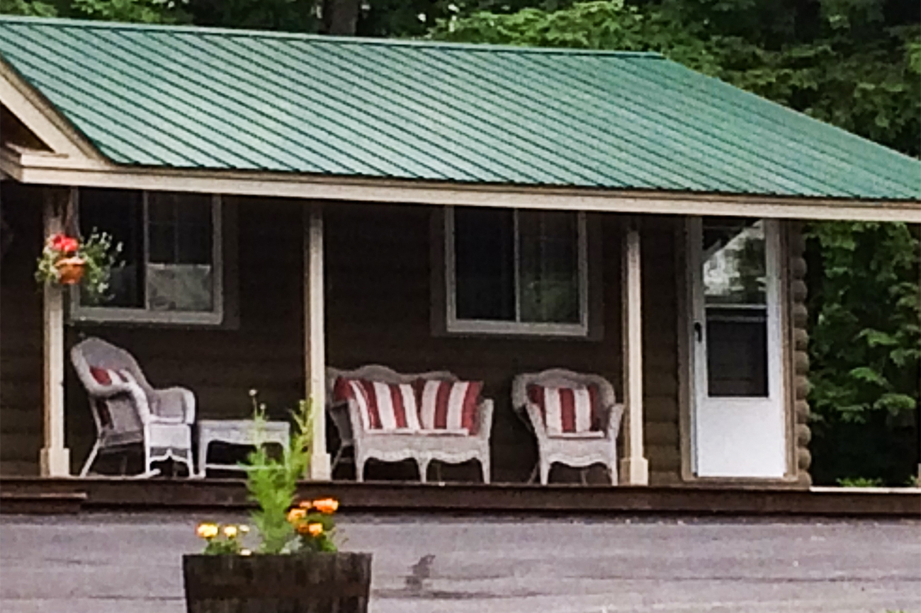 Suite #2 on the Northville Little Lake.
