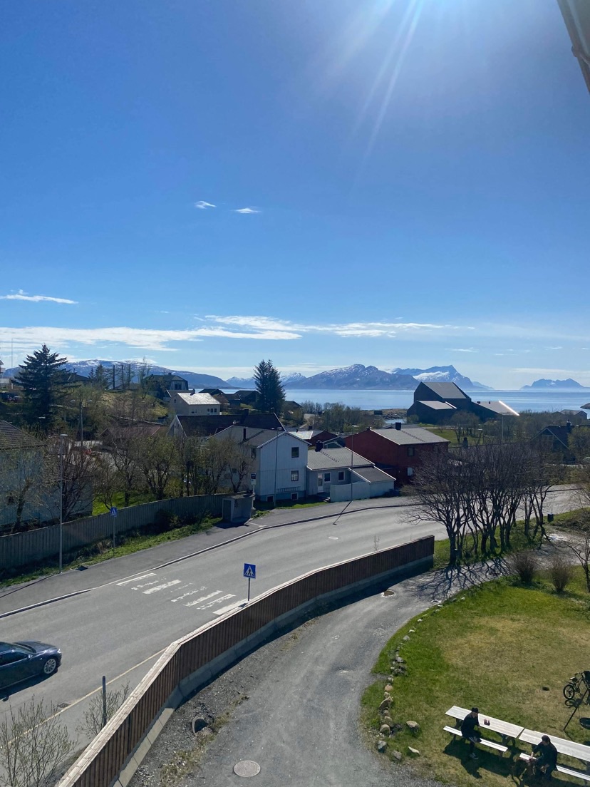 Great apartment with sea-view and free parking