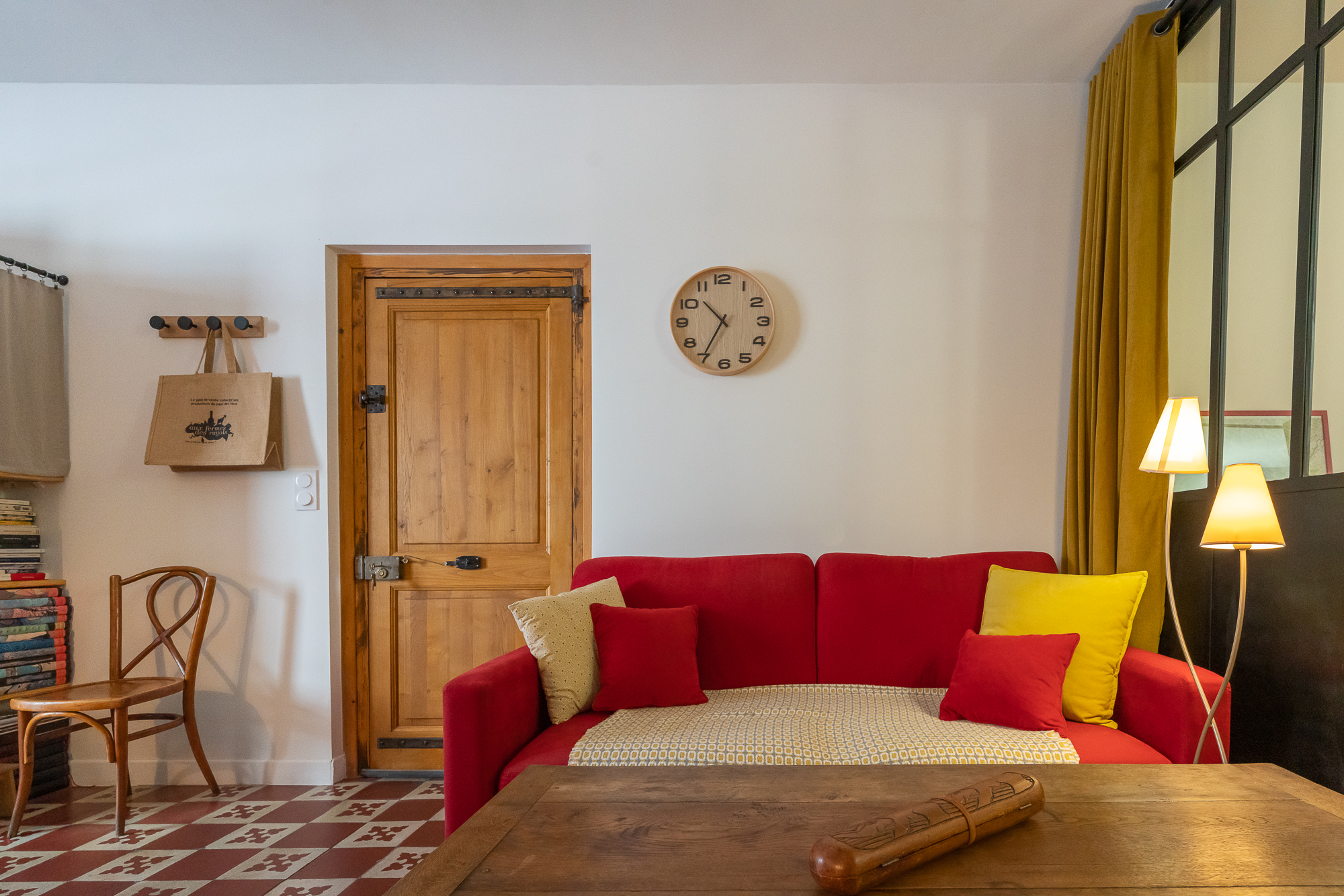 Charming flat at the centre of the village!