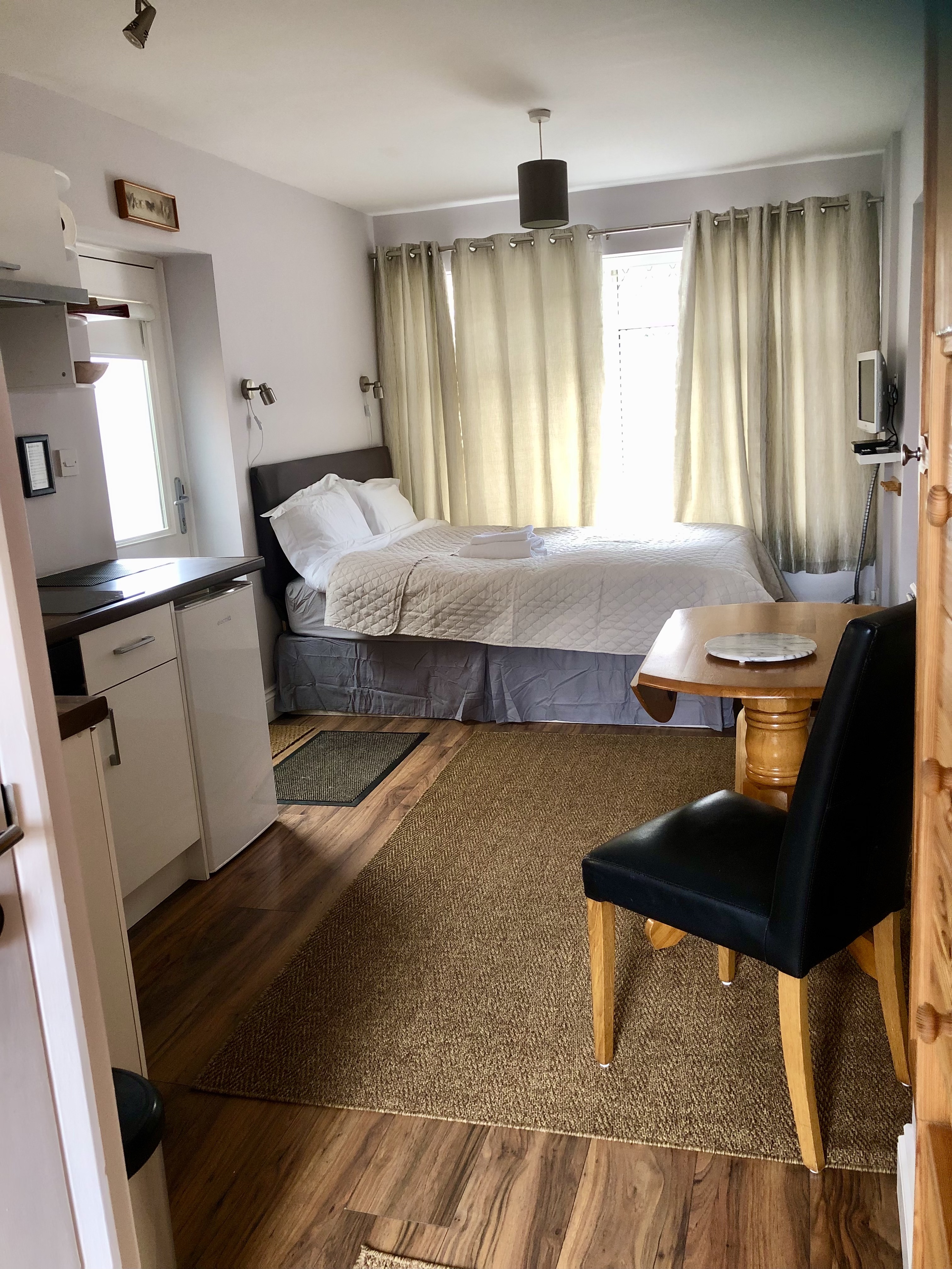 Private Studio room