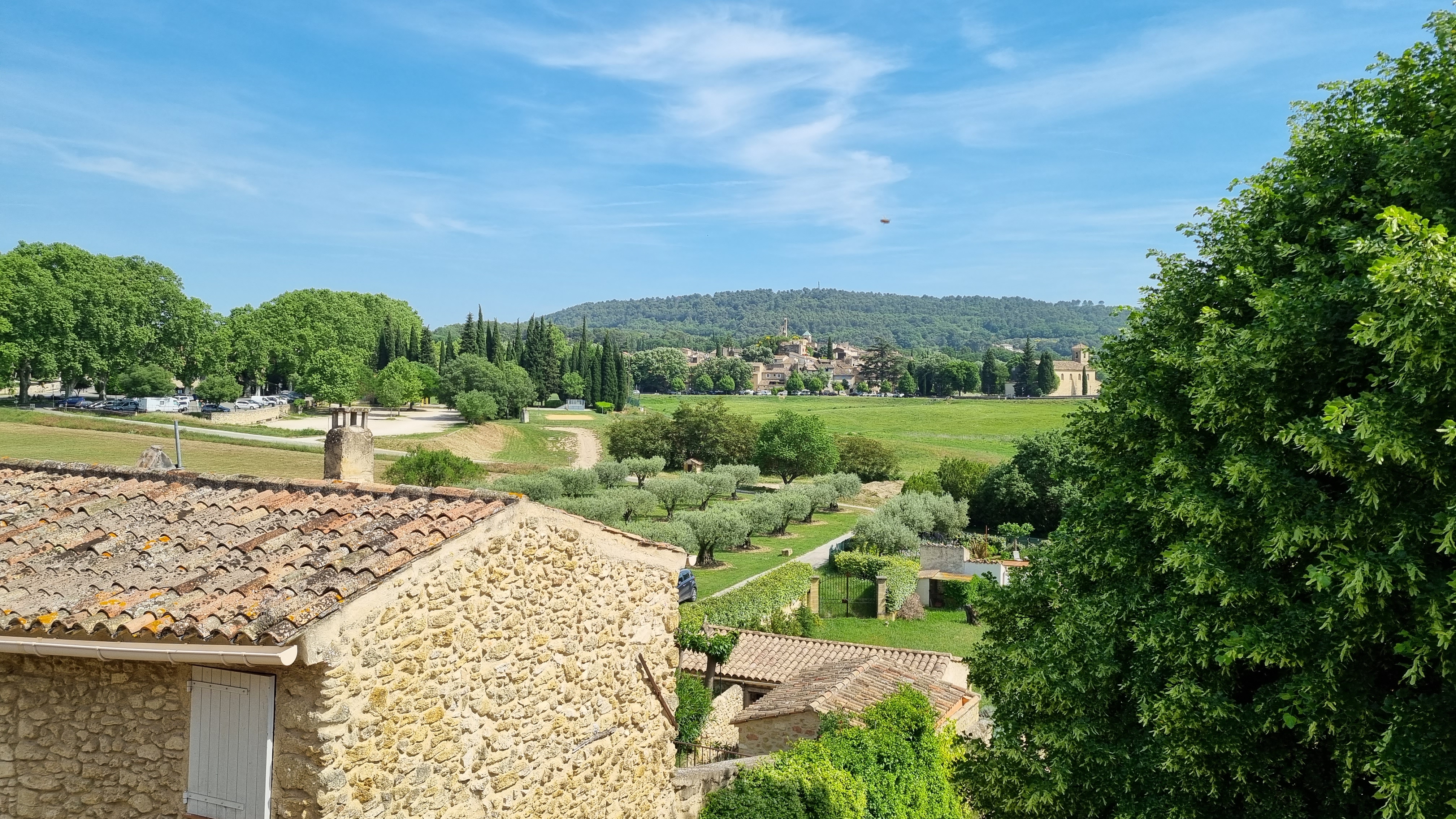 3 bedroom apartment in Lourmarin, great view.
