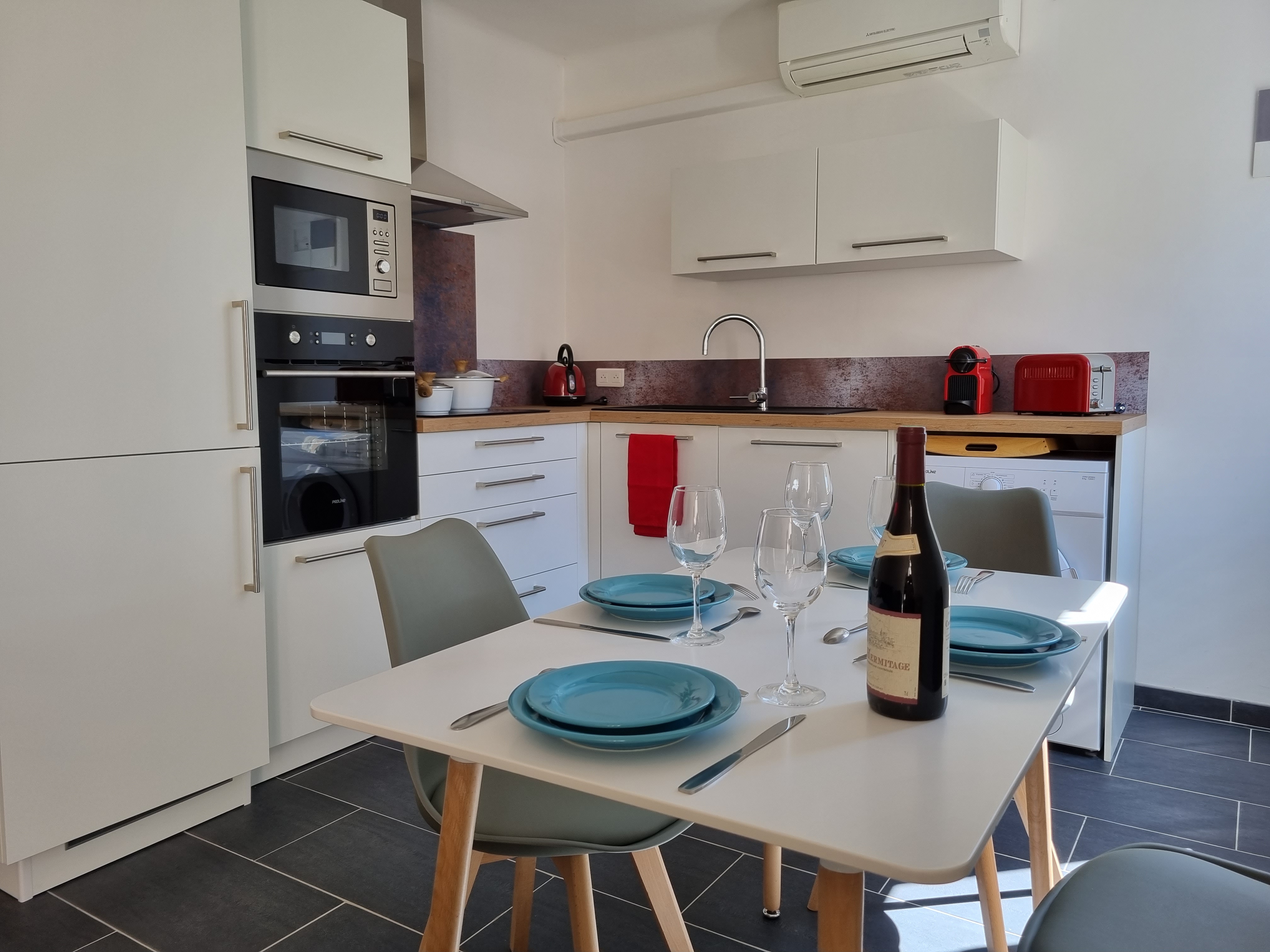 Elegant House close to the beach in Carry le Rouet