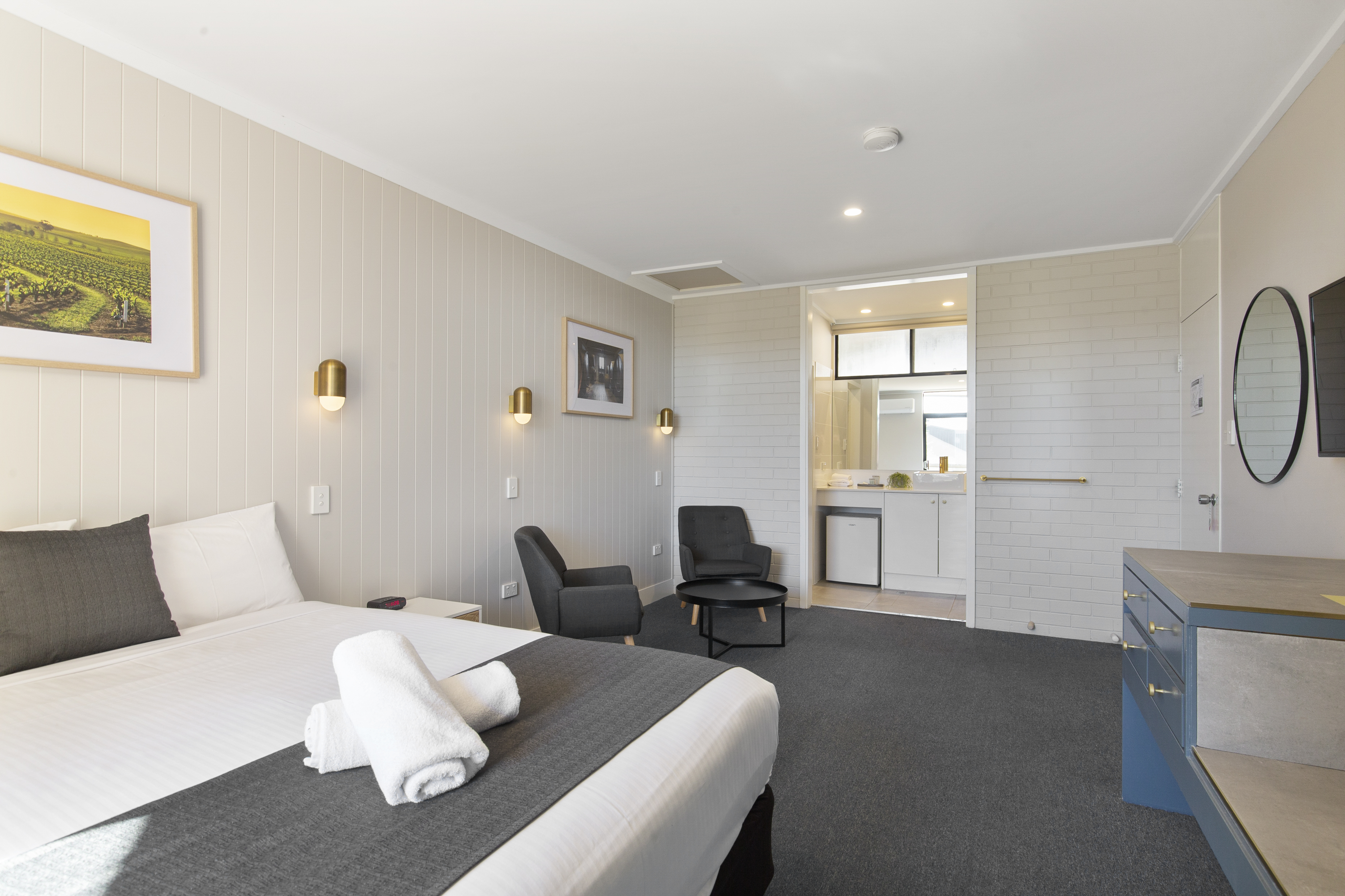 Deluxe Queen Room in Tanunda, Barossa Valley