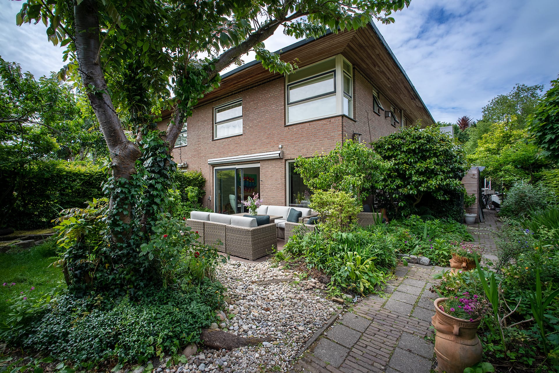 SUNNY HOME NEARBY BEACH AND FOREST — The Hague stay