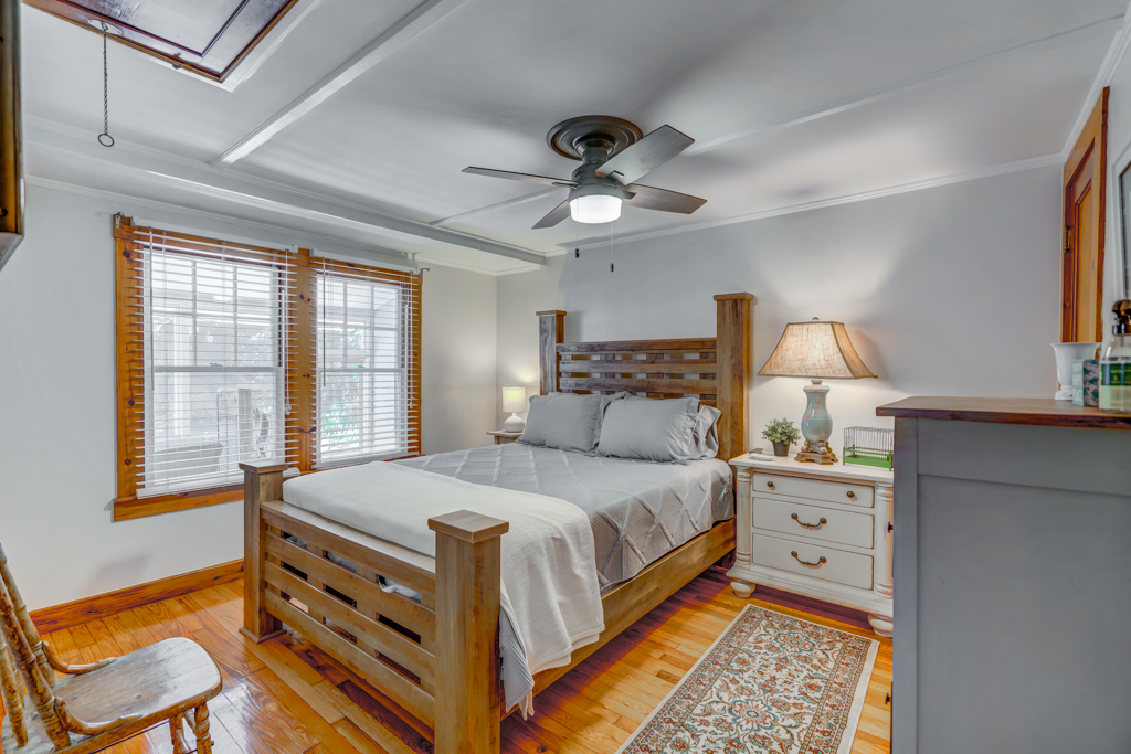 Casa de campo vintage con patio trasero grande - Airbnb