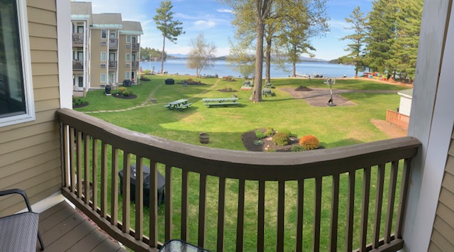2 BR Condo Beachfront Walk to NH Pavilion
