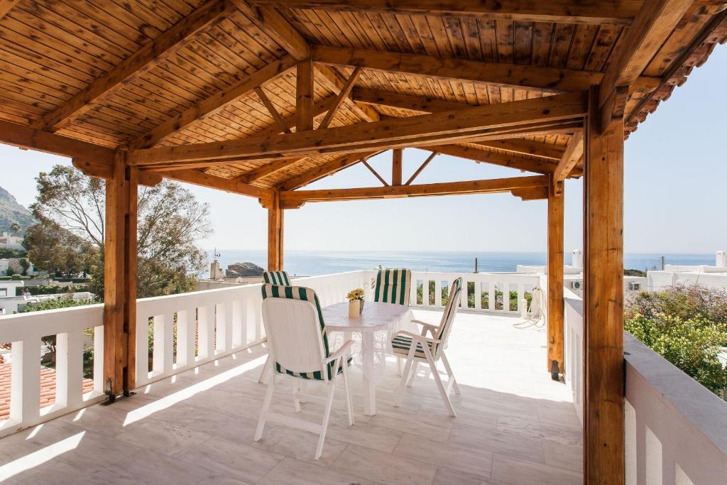 Eleftheria Sea House - con garaje y gran jardín - Airbnb