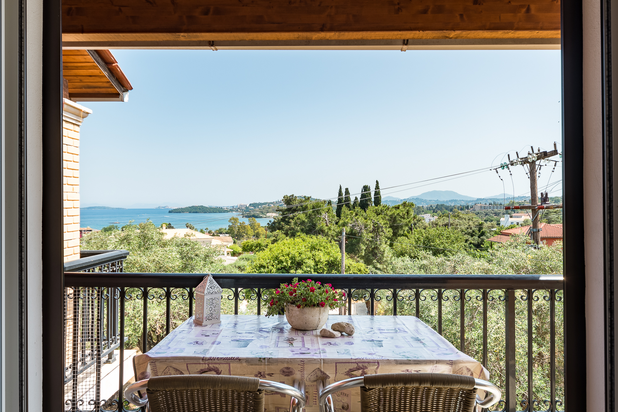 Aloe Seaview Apartment, 500m from Dassia Beach