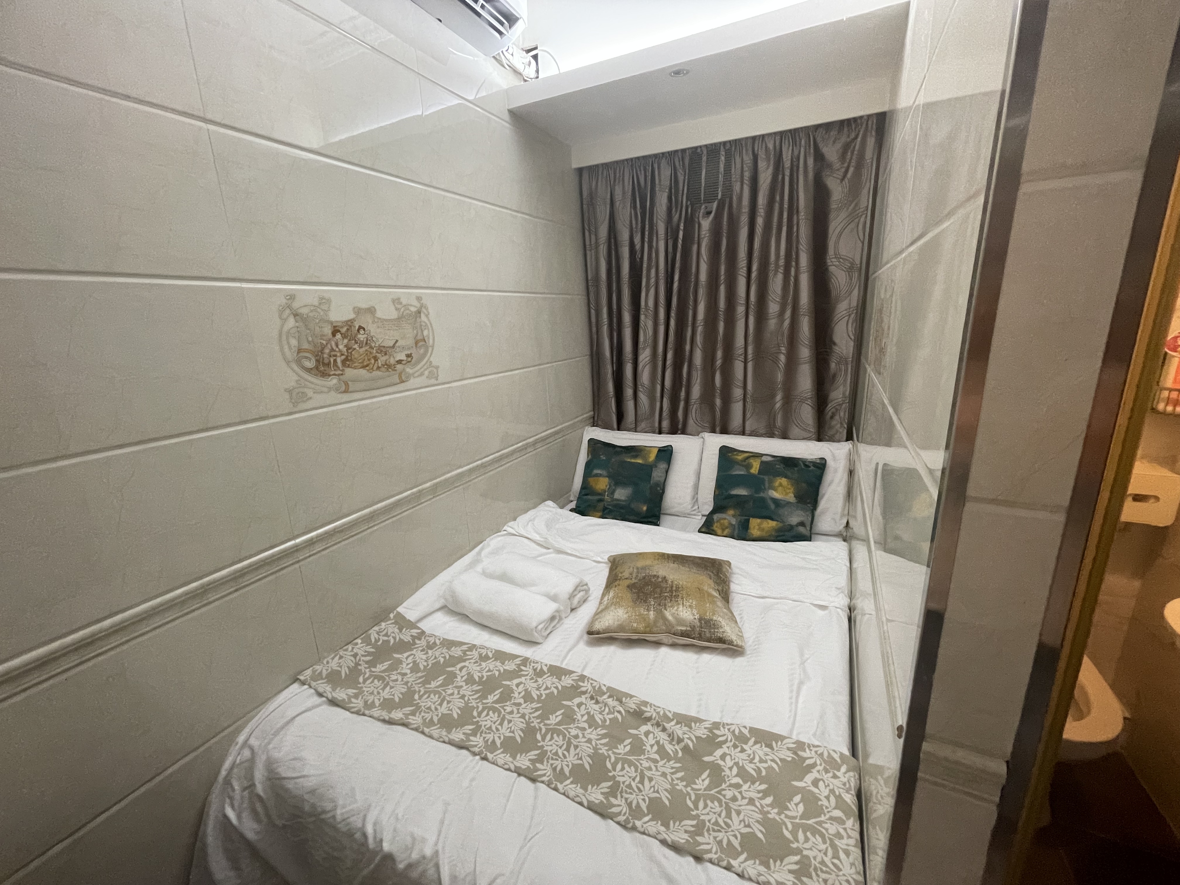 MongKok CBC Exquisite Double Room(Private Bathroom