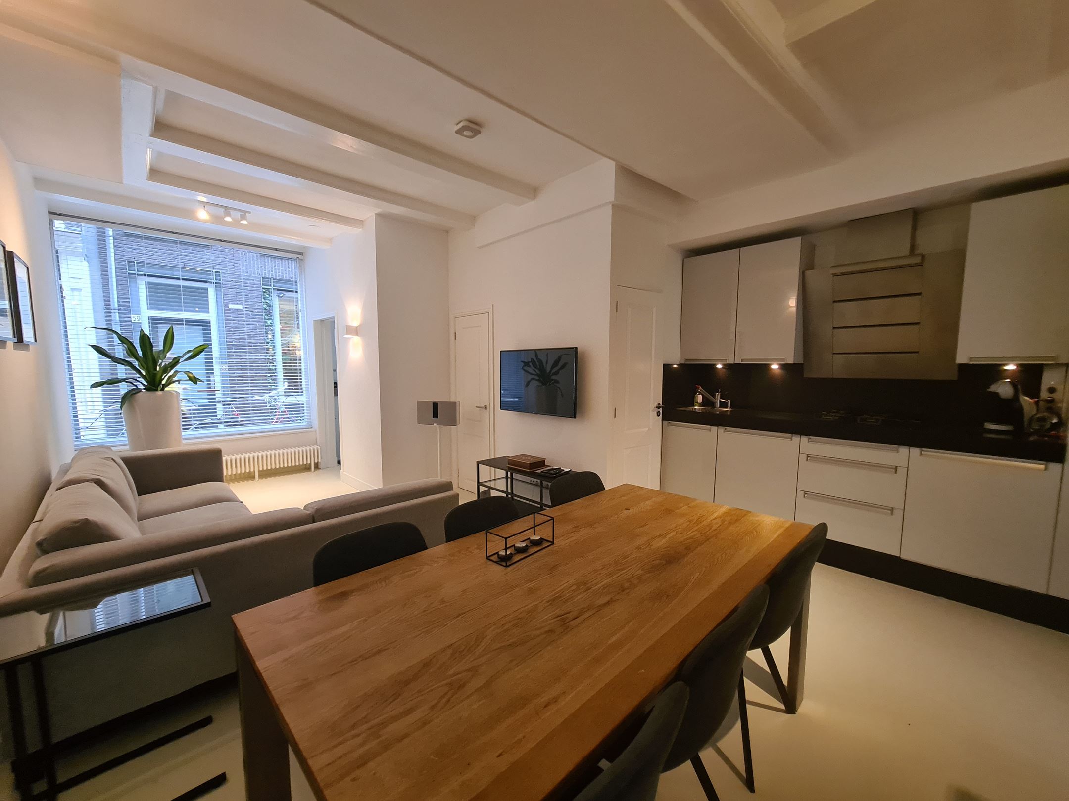 Groot luxe appartement midden in Amsterdam — Amsterdam stay