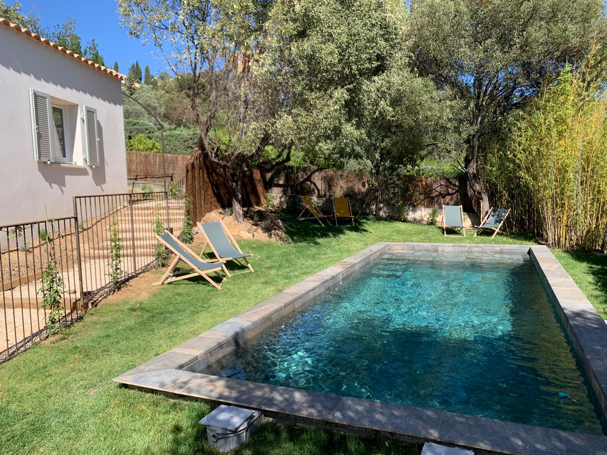 Nightingale 3, 1 Bedroom, Pool, Aiguebelle Beach