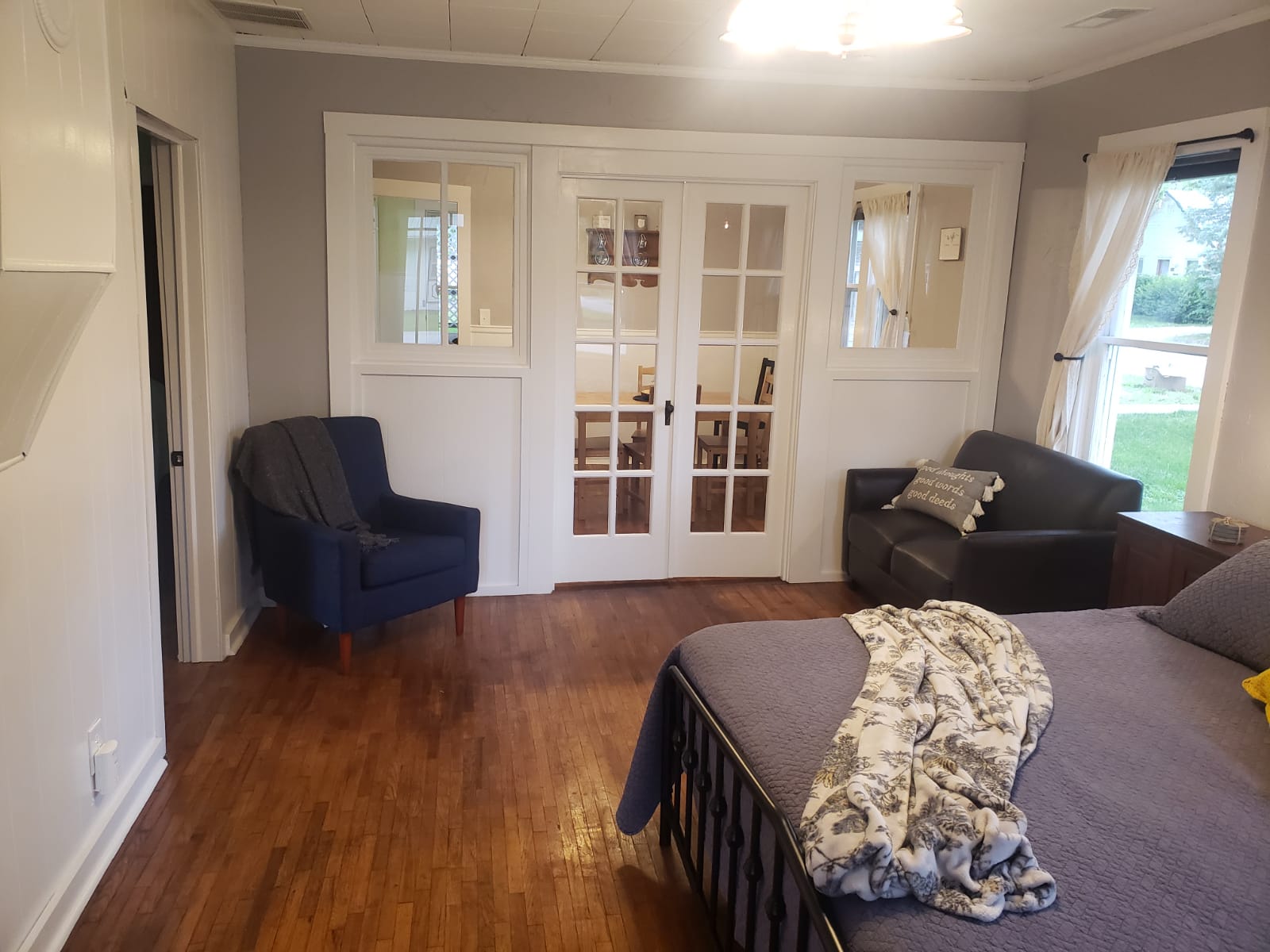 Quaint 2 Bedroom Home In Jamesport With Deck Houses for Rent in