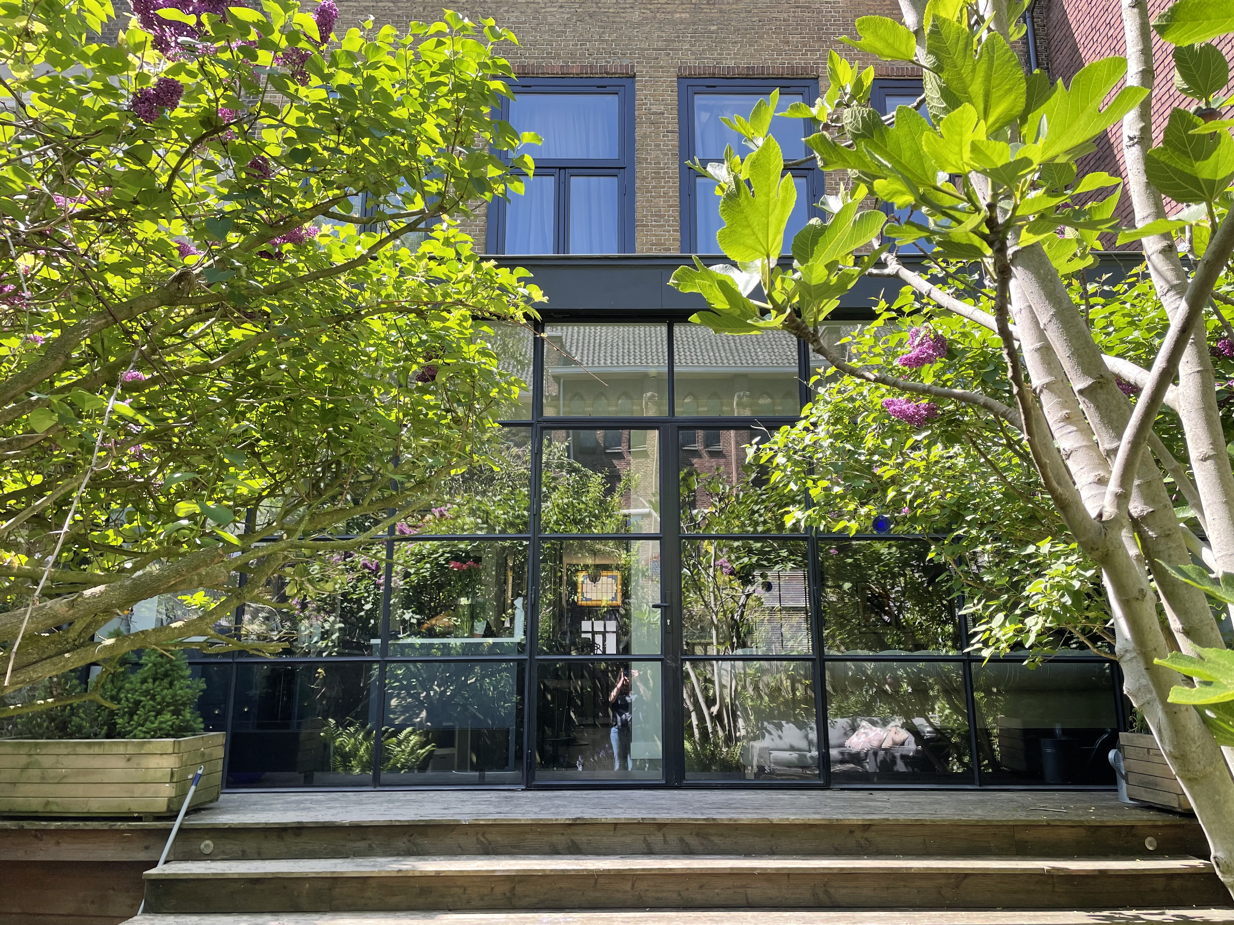 Beautiful 5 bed house in the heart of The Hague — The Hague stay