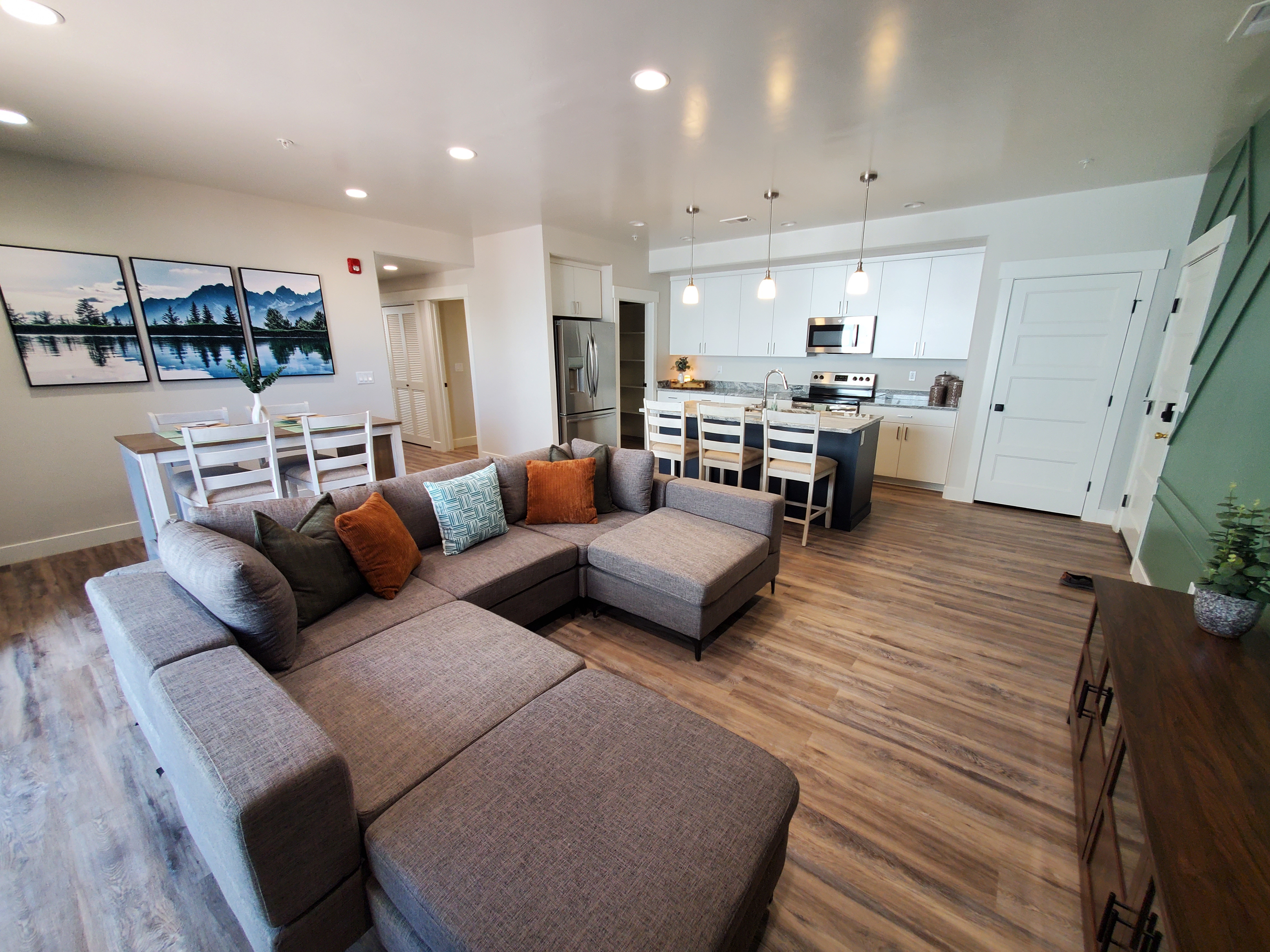 Monroe Mountain Suite