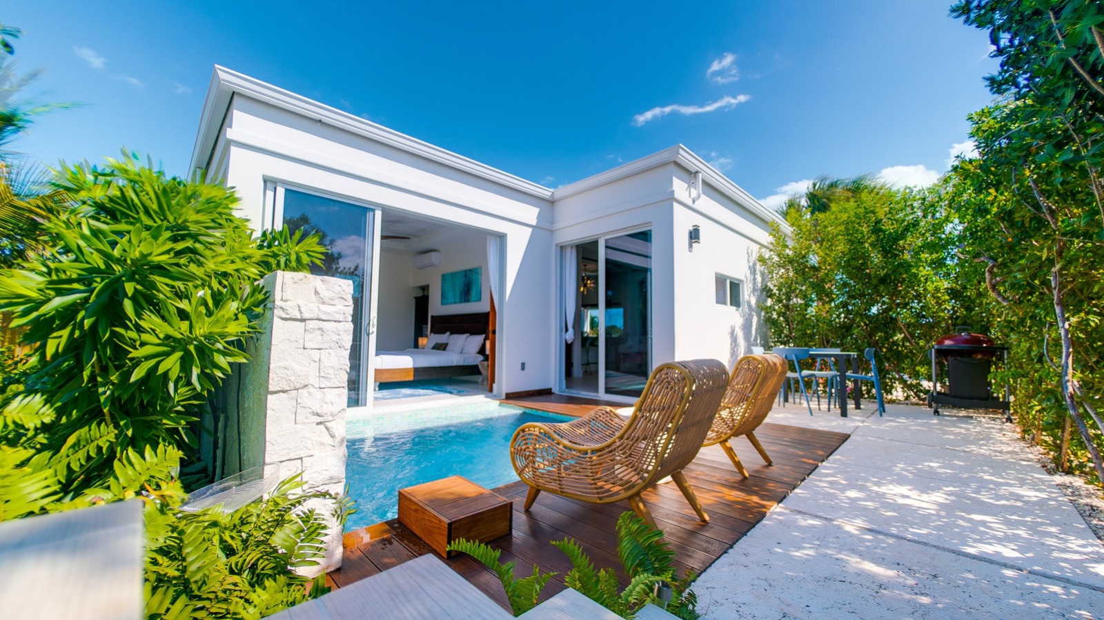 VILLA INFINI..PLUNGE POOL.🌴TROPICAL GETAWAY