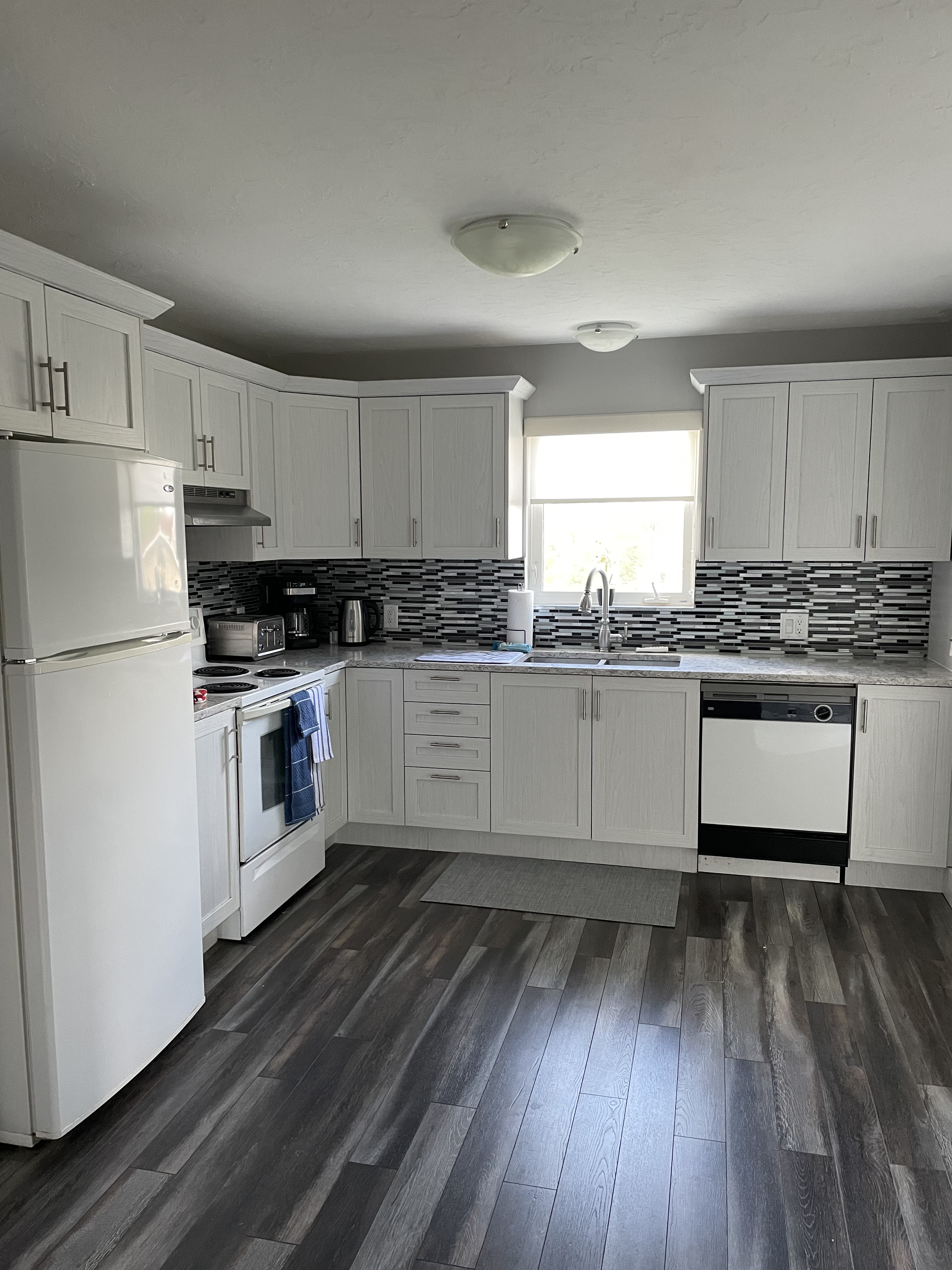 3 bedroom with free parking