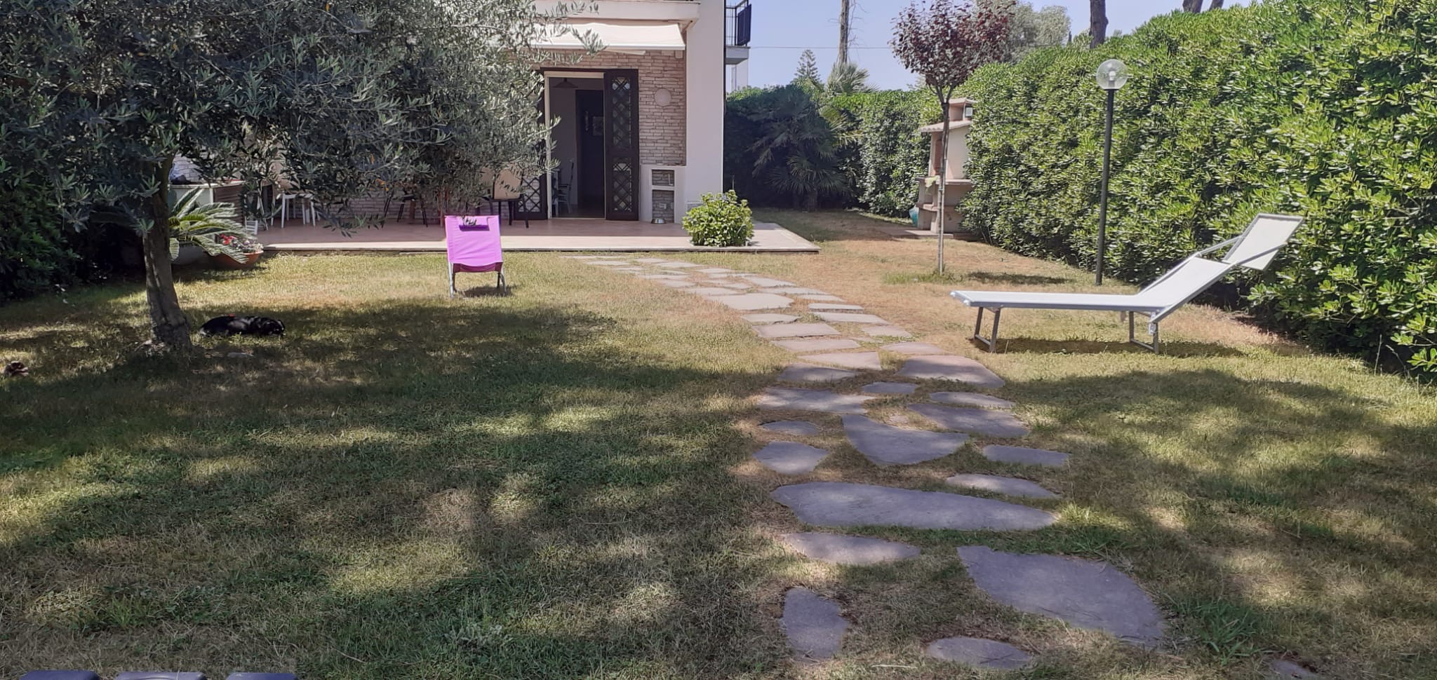 Lovely house 2 steps from the sea with parking