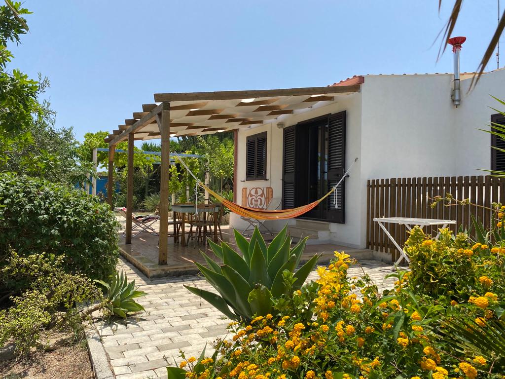 Cottage in Marzamemi with garden and parking