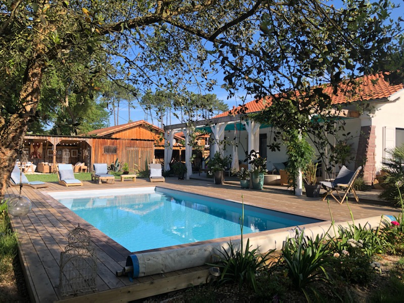 Villa, exceptional natural setting, beach on foot