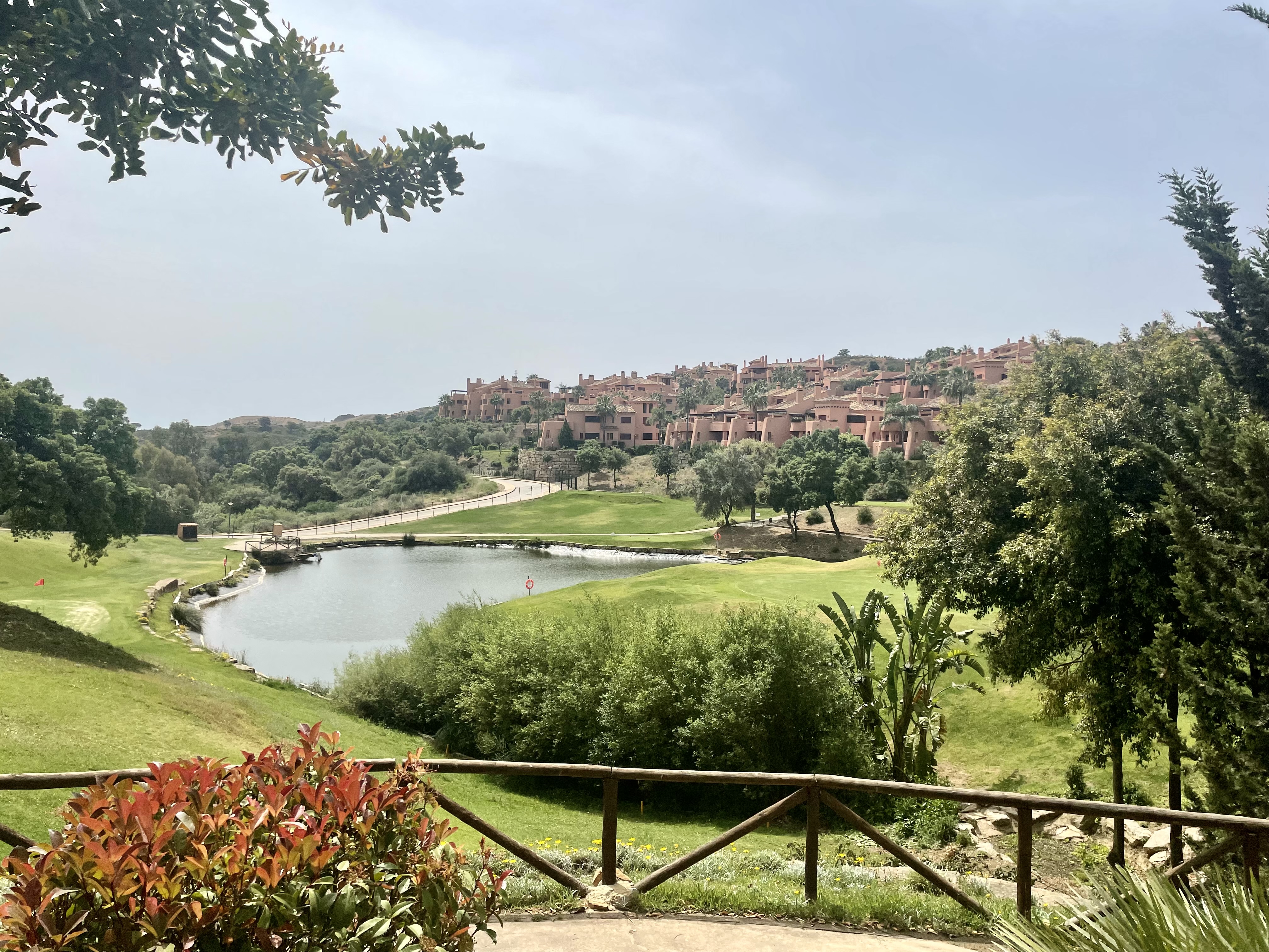 Luxury apartment in El Soto de Marbella Golf Club