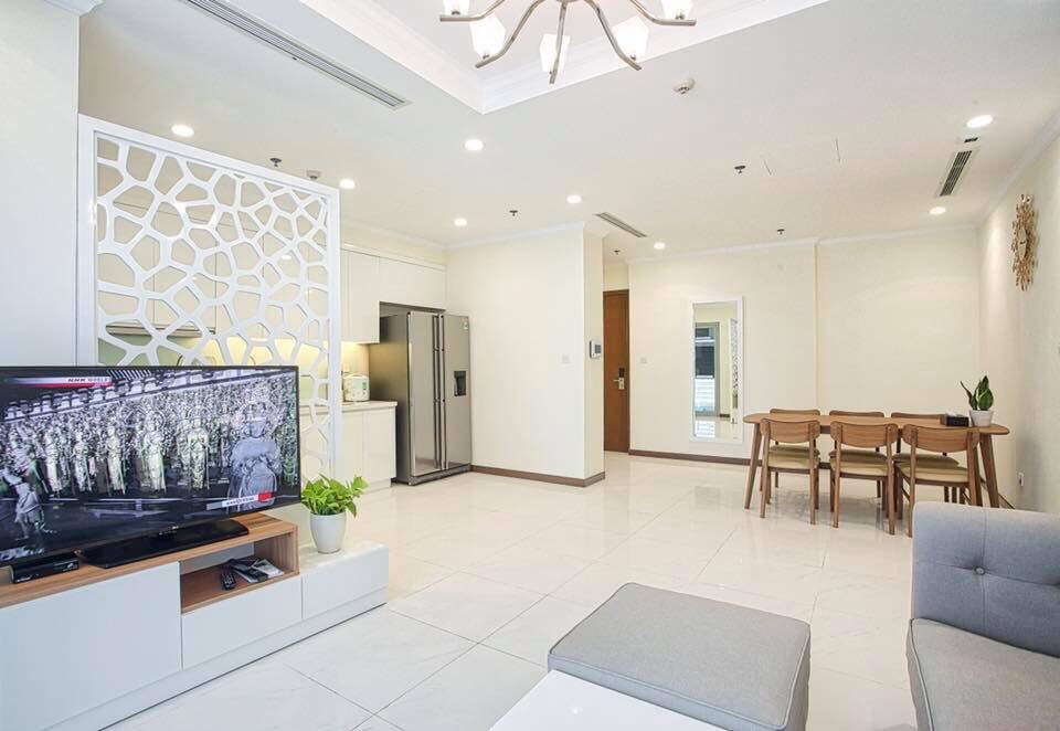 LOVELY LANDMARK APARTMENT 3-BEDR NICE DECORATION Serviced apartments