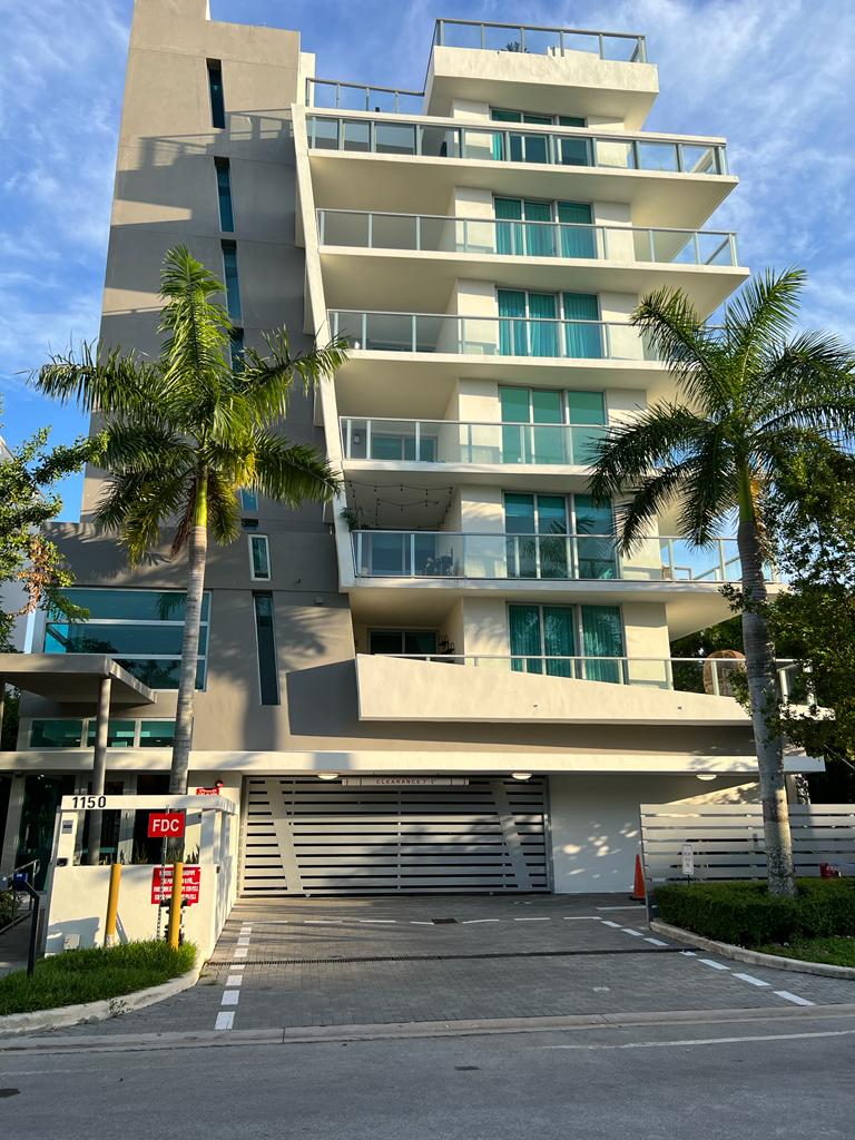 Lovely 3 bedroom penthouse with private spa.