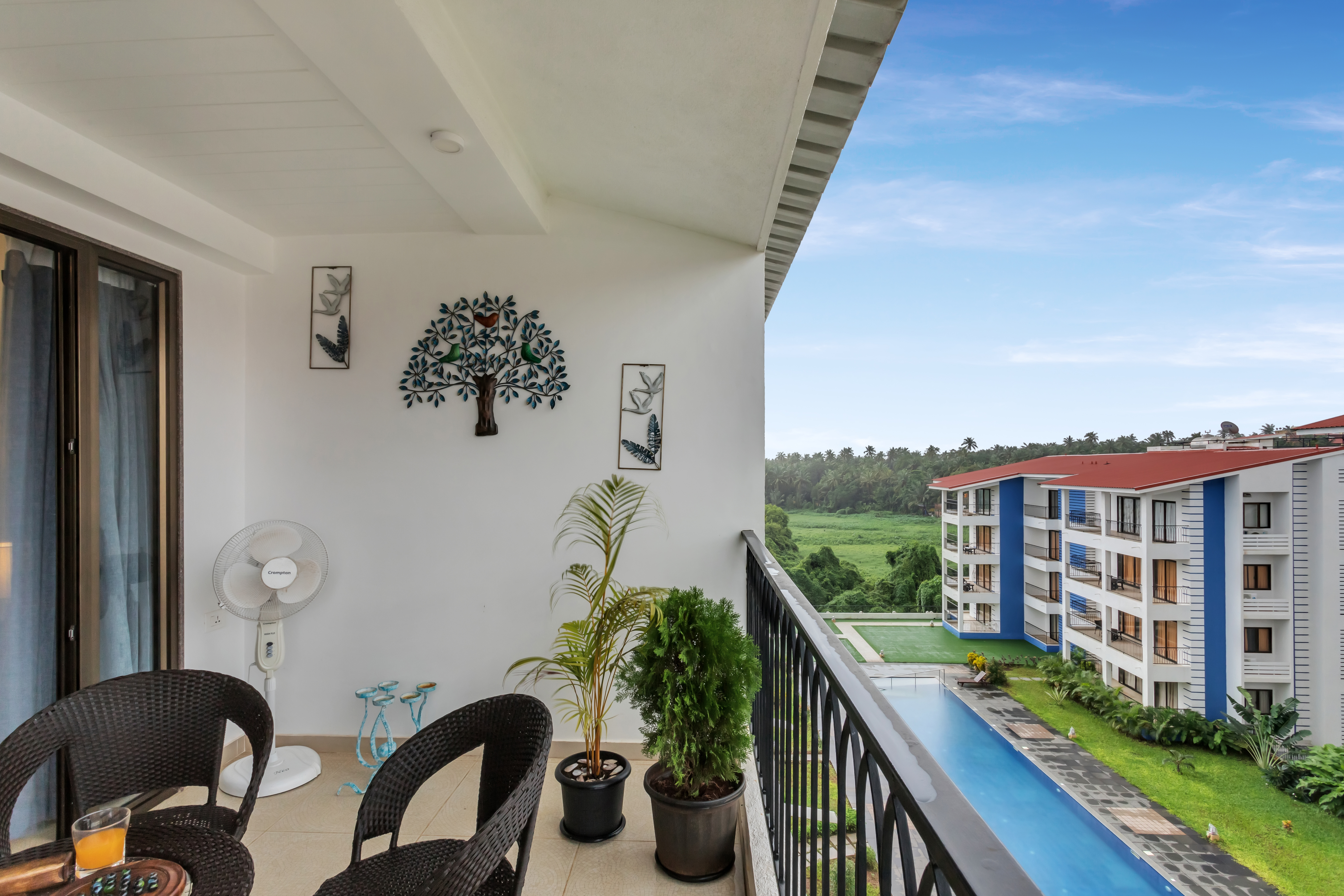 Lavish 1BHK Sea Side Apt 233 - 1 Km to Baga Beach!