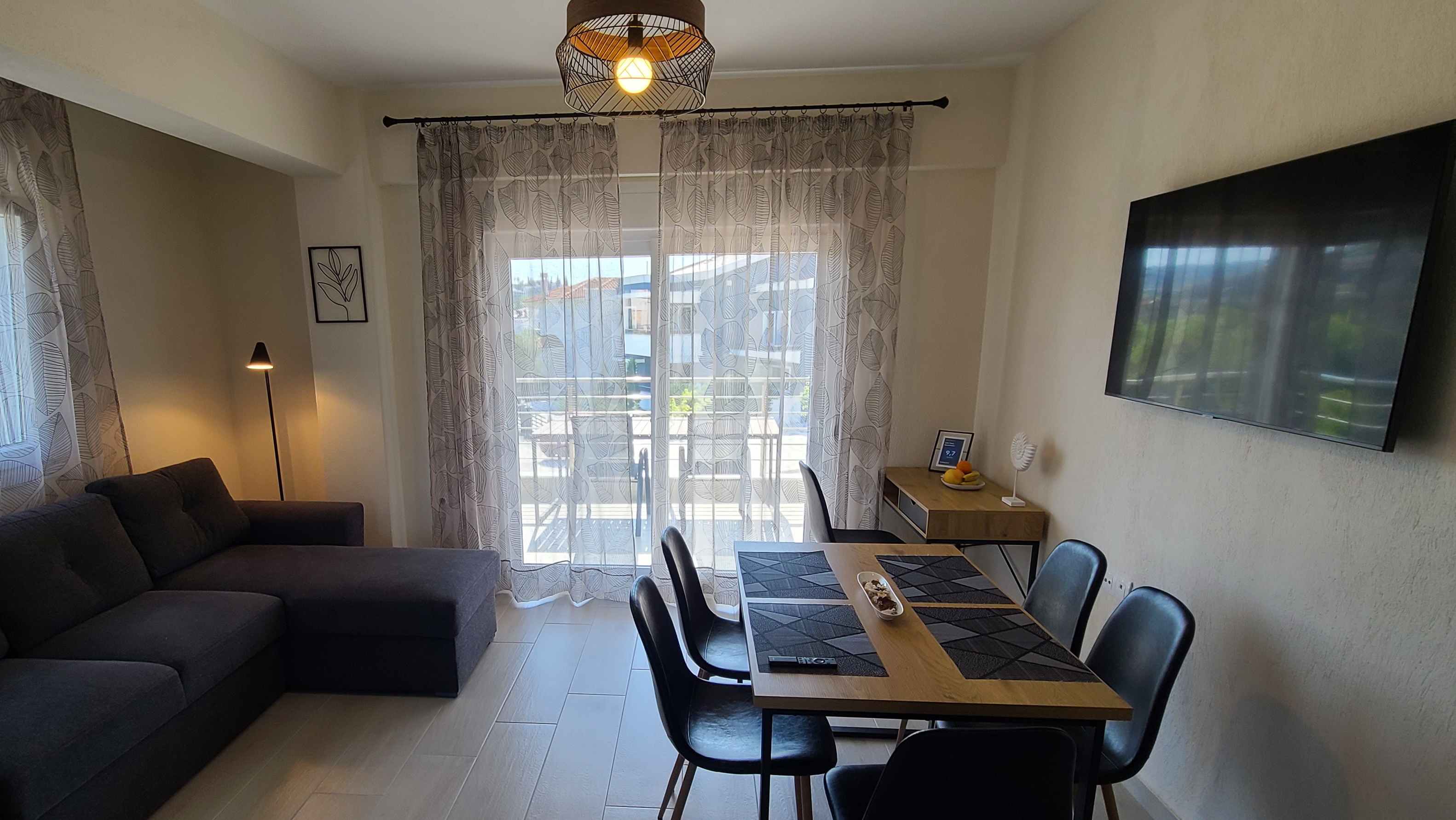 Leks Terra apartment with private parking