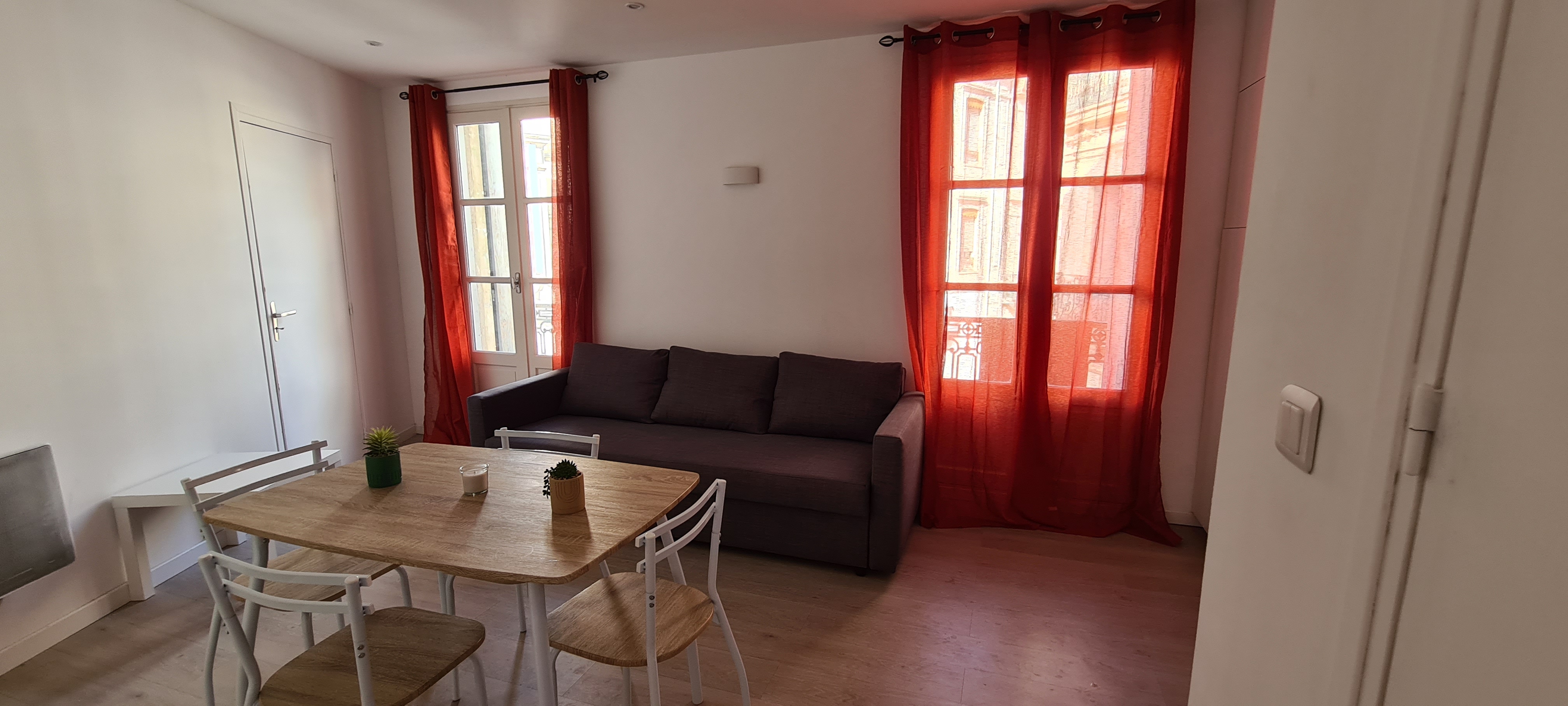 Apartment near Comédie et Gare St. Roch Apartments for Rent in