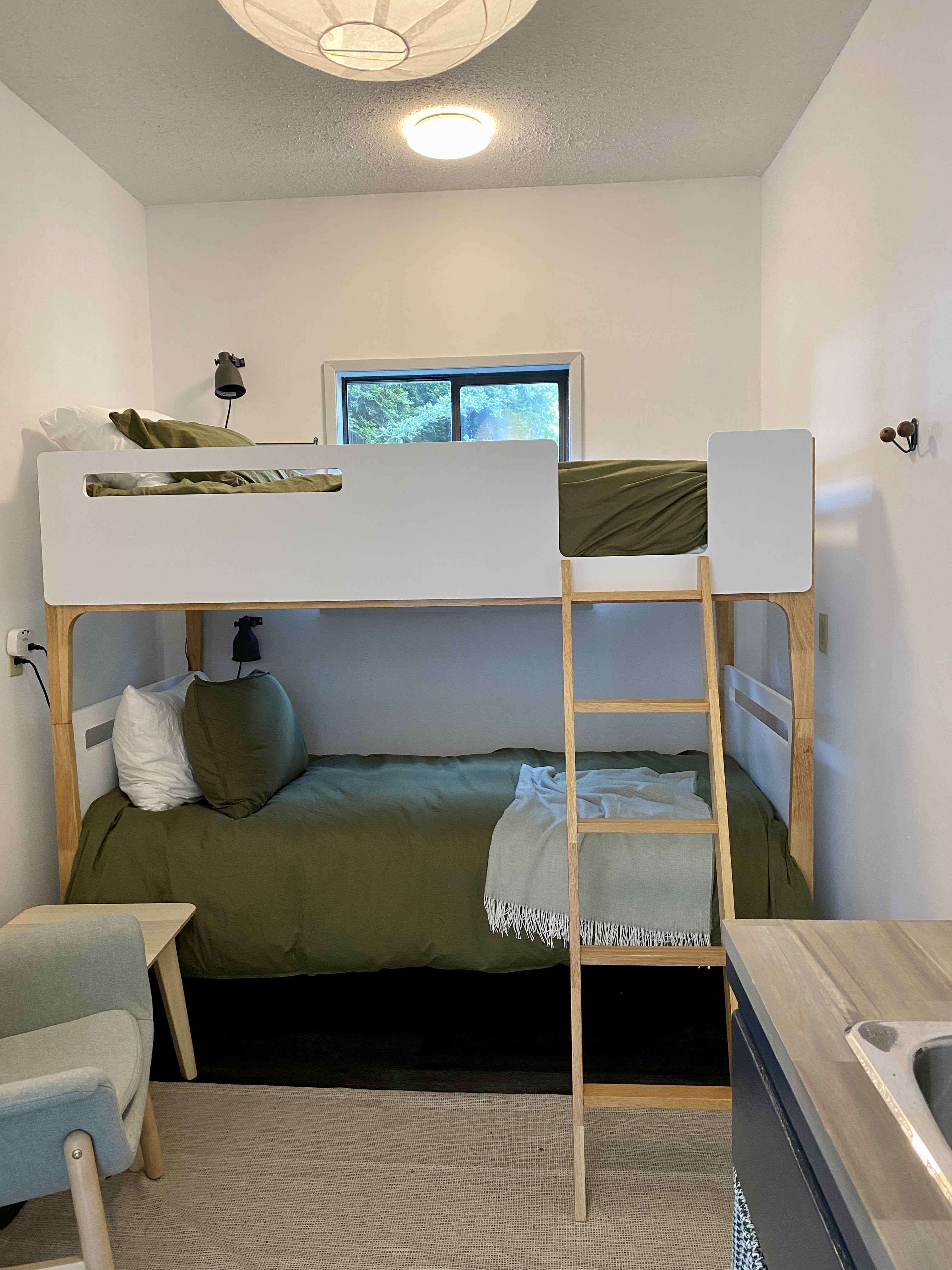 Modern Bunkhouse on a Lush Half-acre Orchard