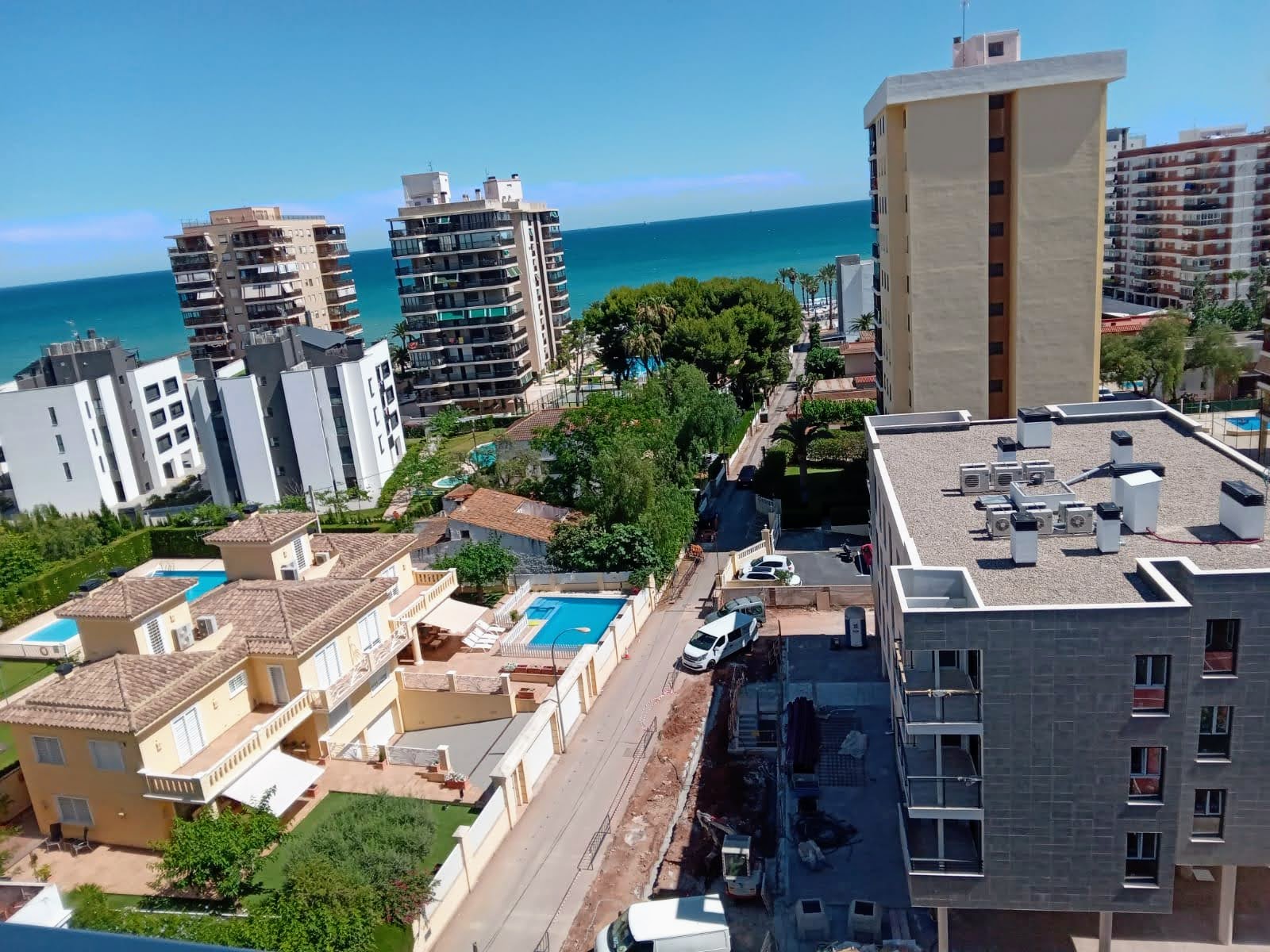 Beautiful 3 bedroom apartment.