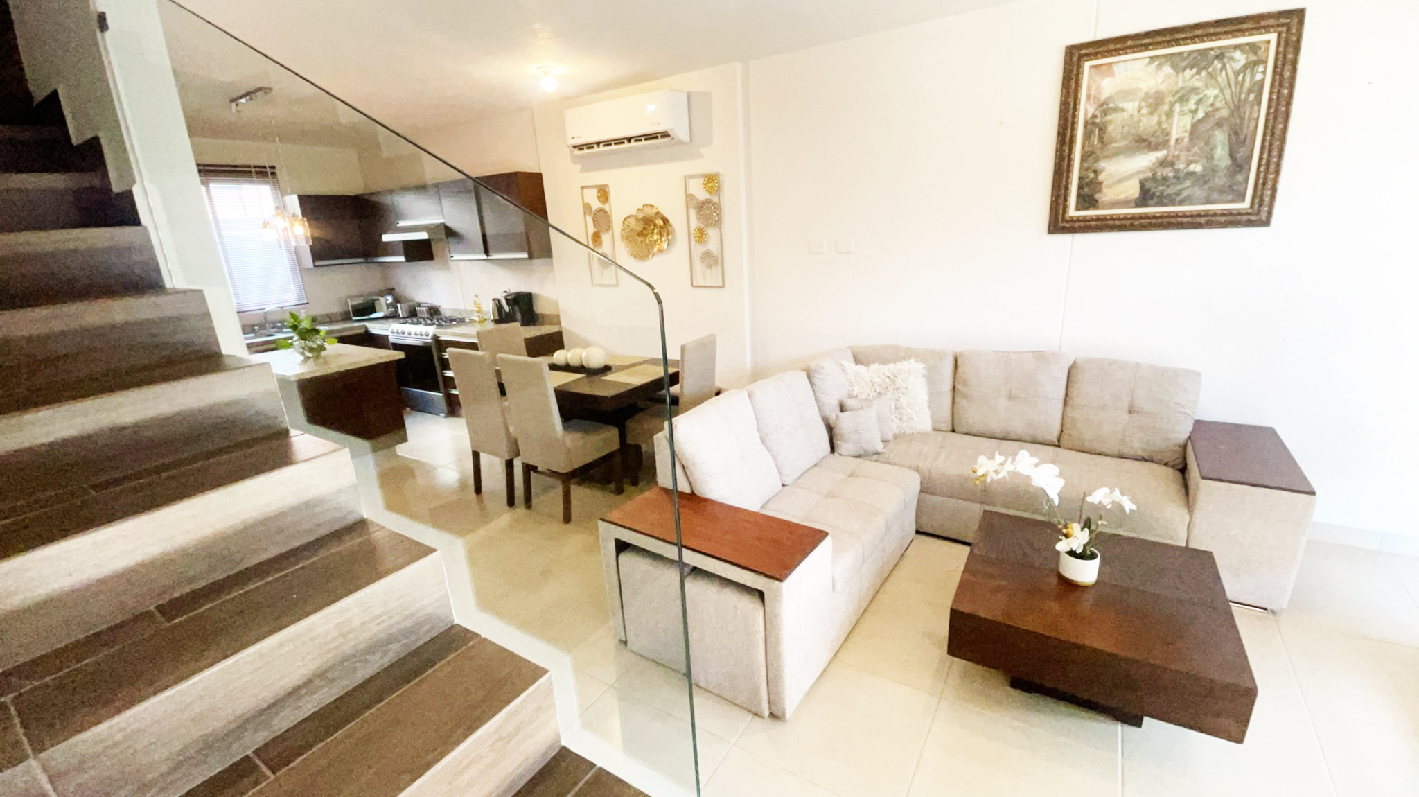 Casa Cosmopolitan