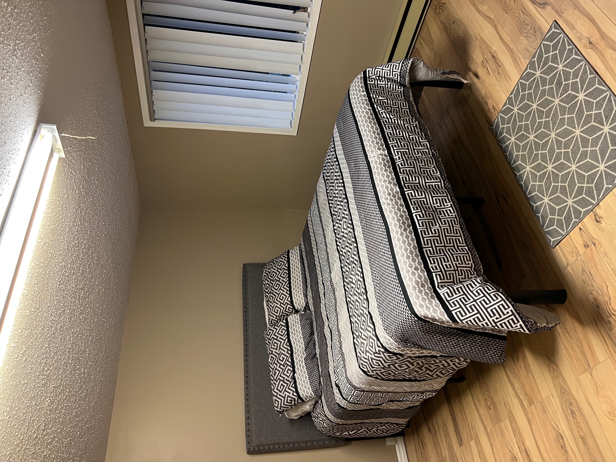 Lovely One bedroom unit, close to Stephenville Apartments for Rent in