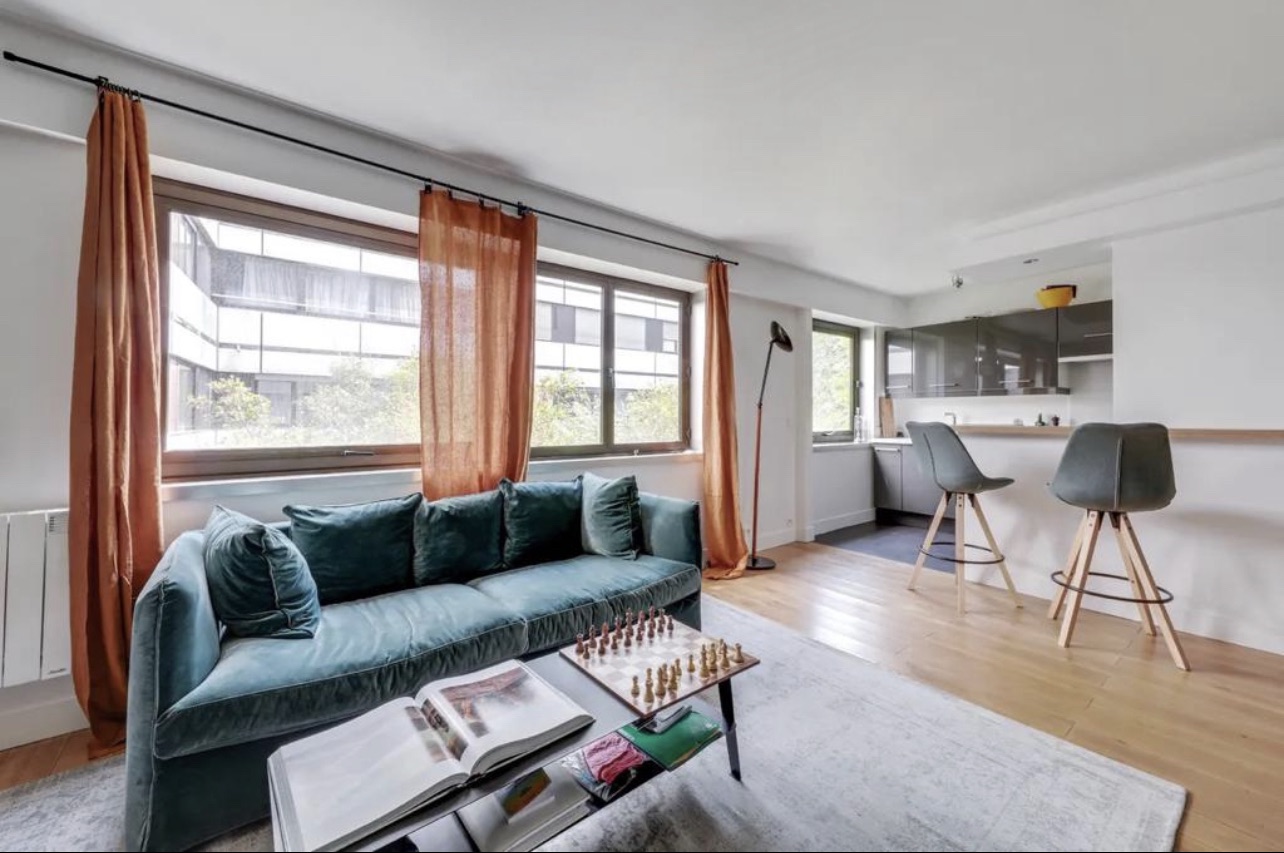 ¡Tu acogedor alojamiento en los Campos Elíseos! - Airbnb