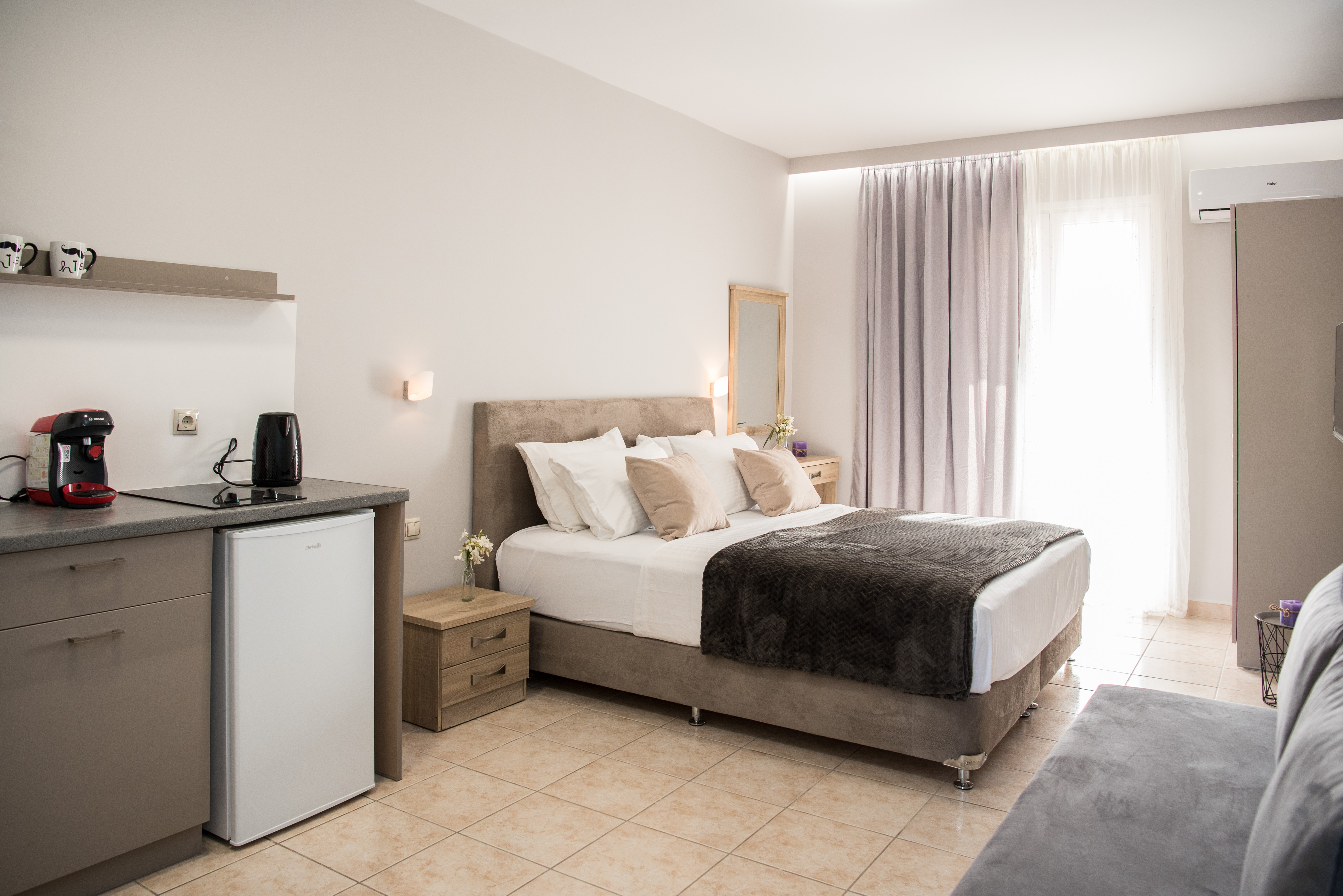 Modern Studio with Sea View - Avyssos R-5A
