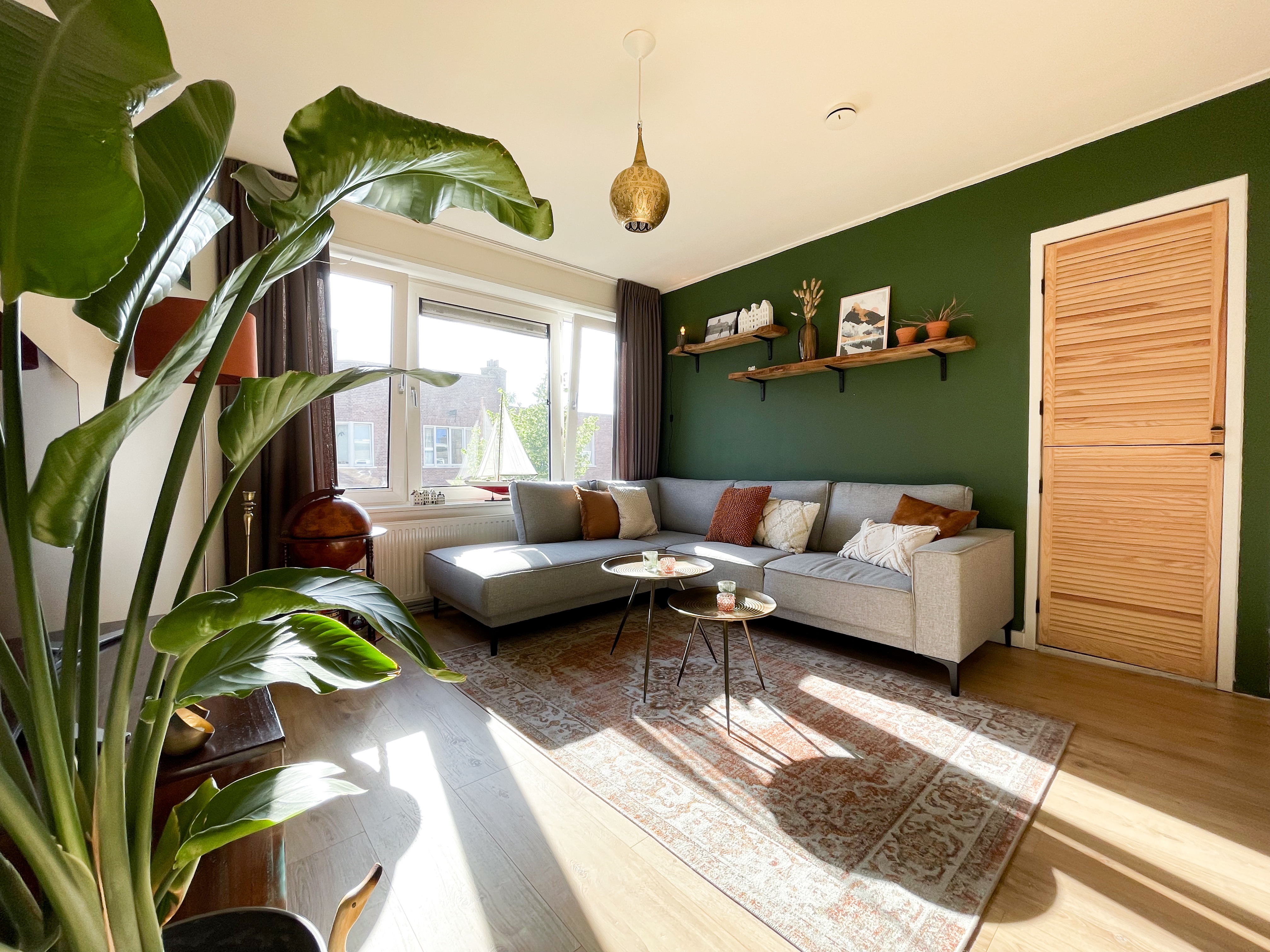 Modern apartment with balcony in lovely area — Amsterdam stay