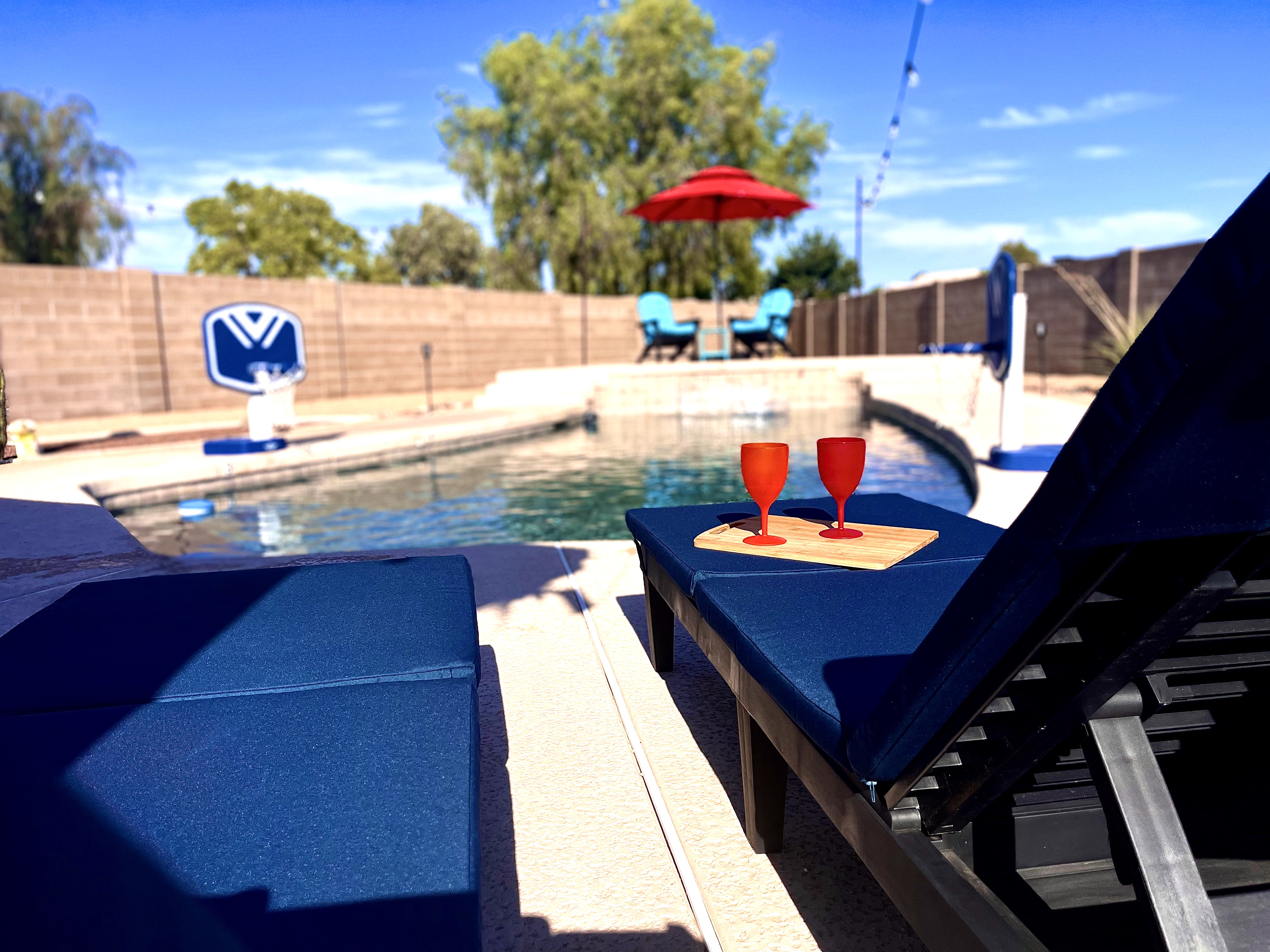 Southwest Home with Style! (trailer parking avail)