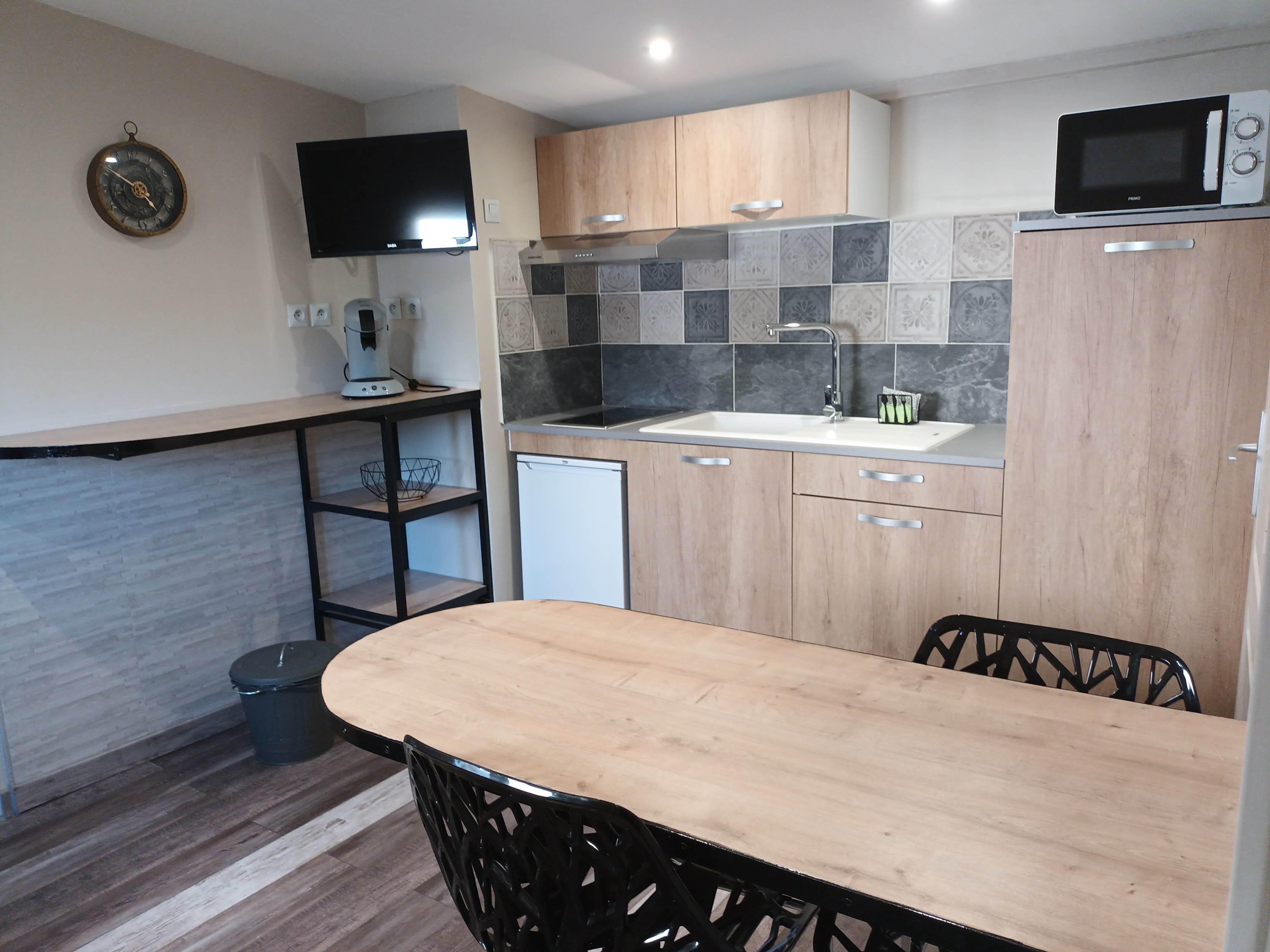 Small independent air-conditioned chalet