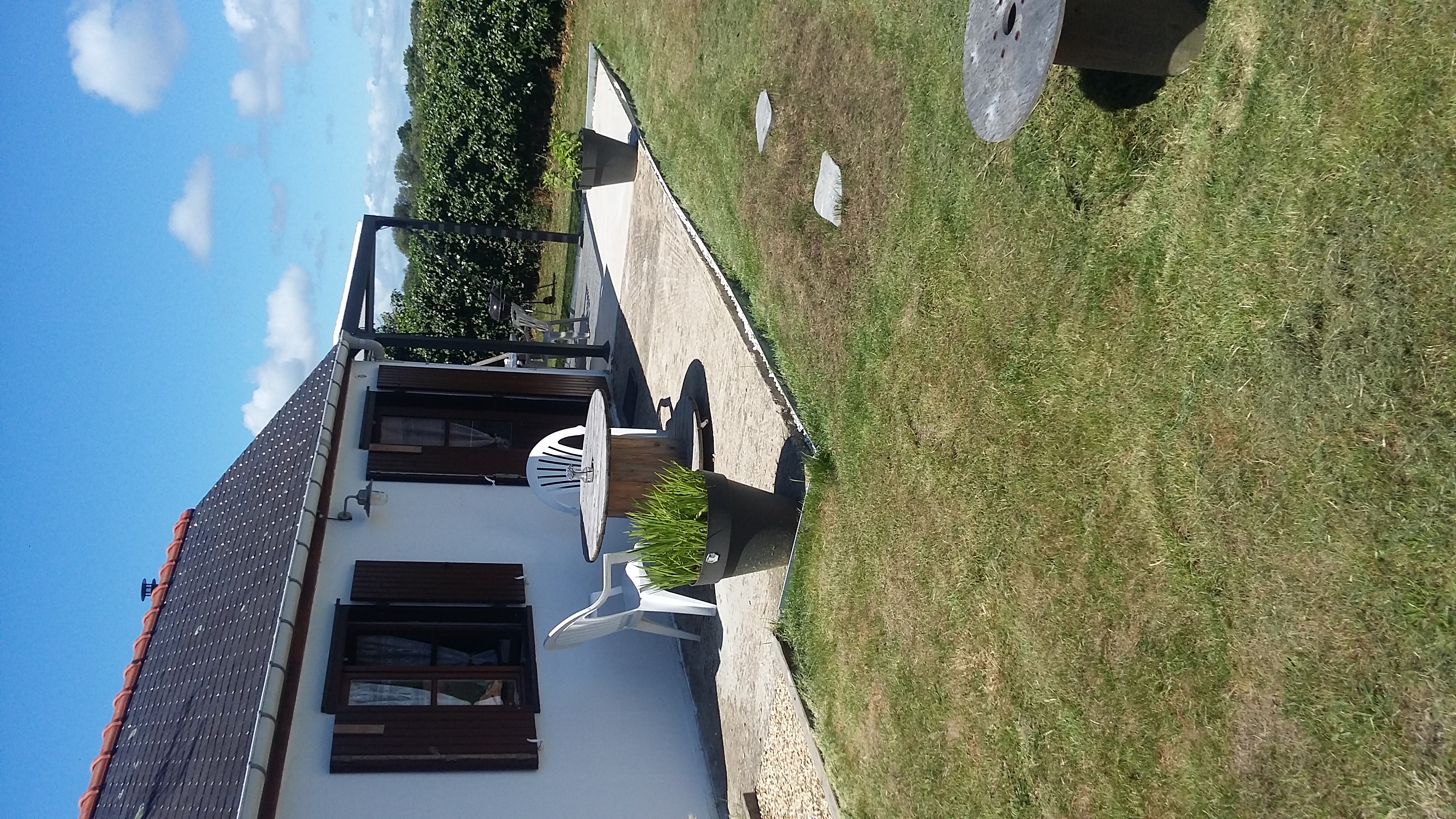 Tiny house on private land close to the sea