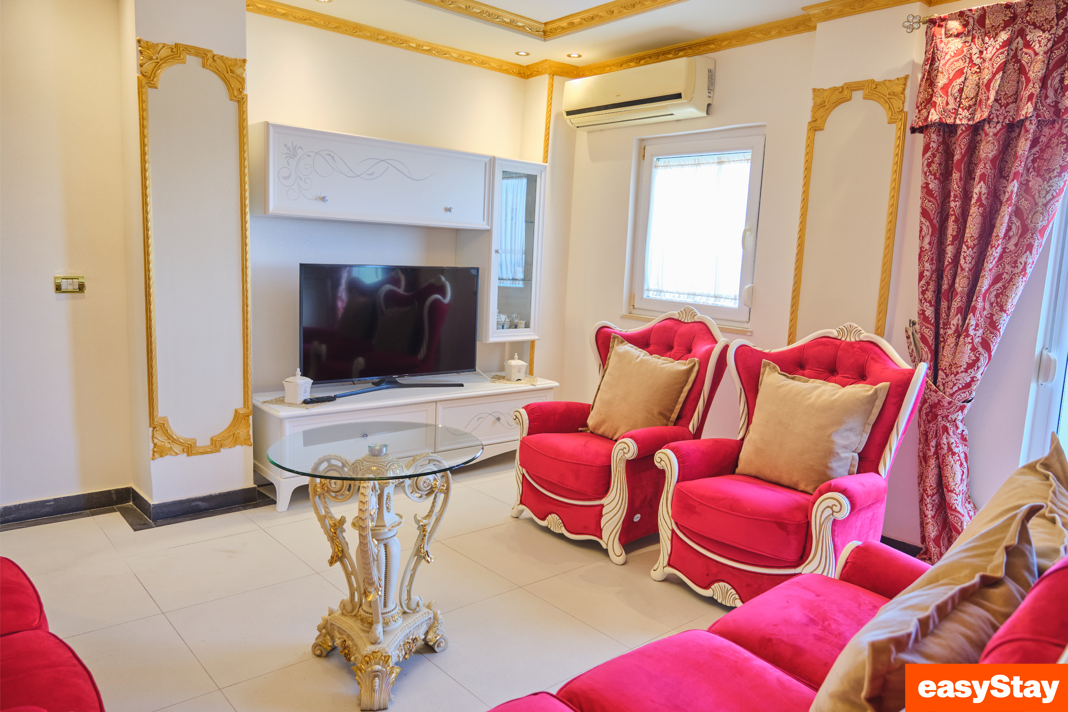 Spacious Luxury Three Bedroom Apartment