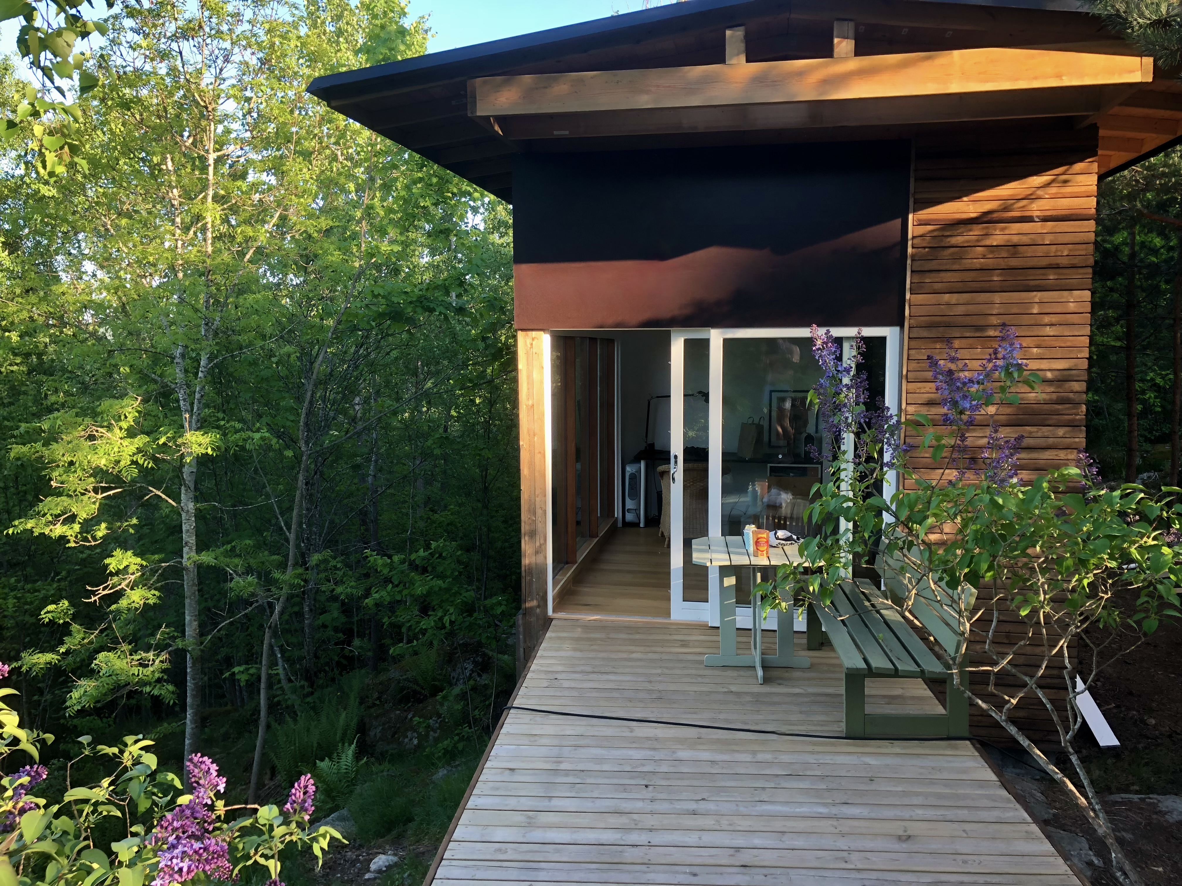 Tiny house in scenic surroundings