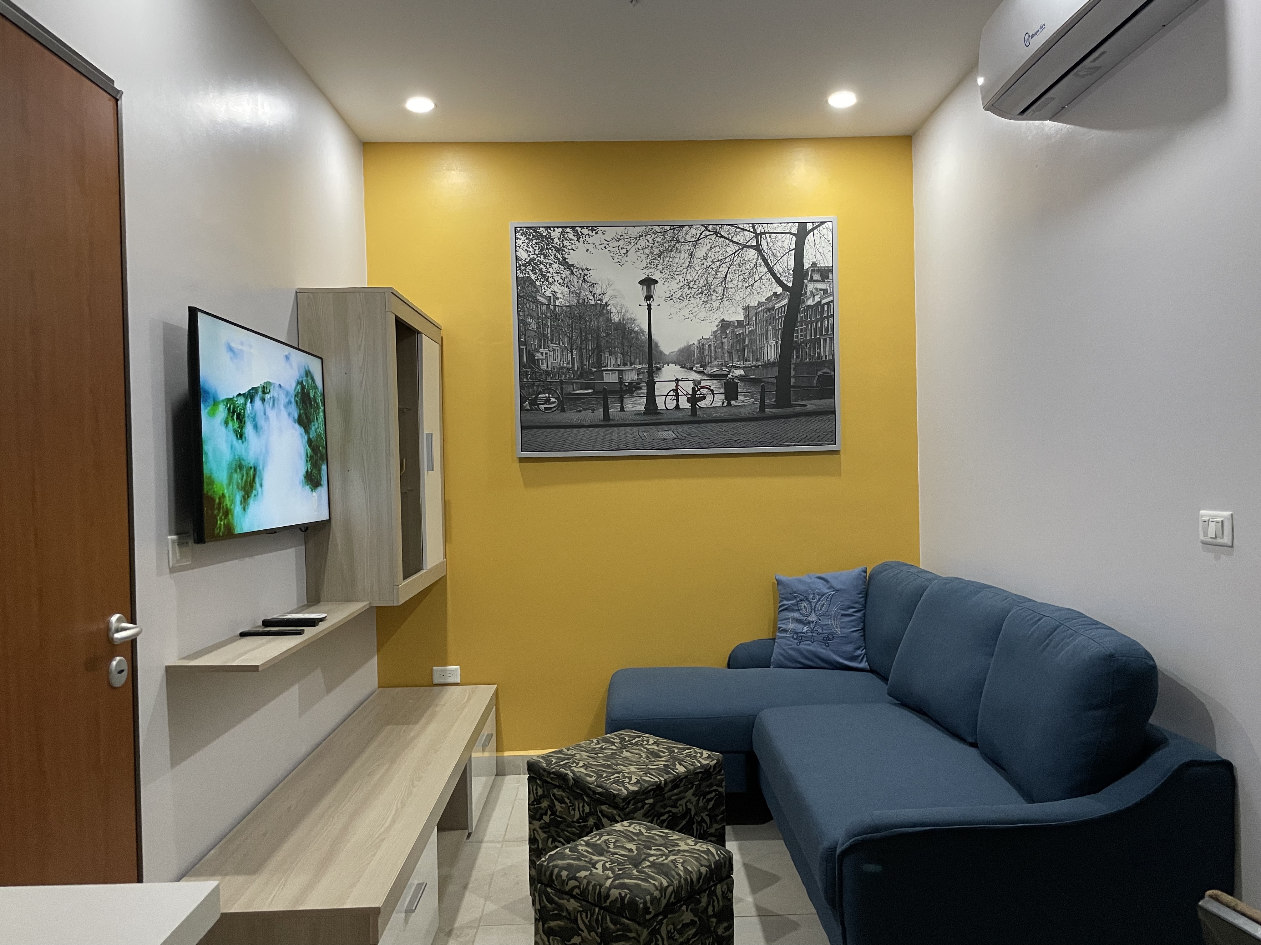 Chao Villa is a lovely two bedroom one bath condo