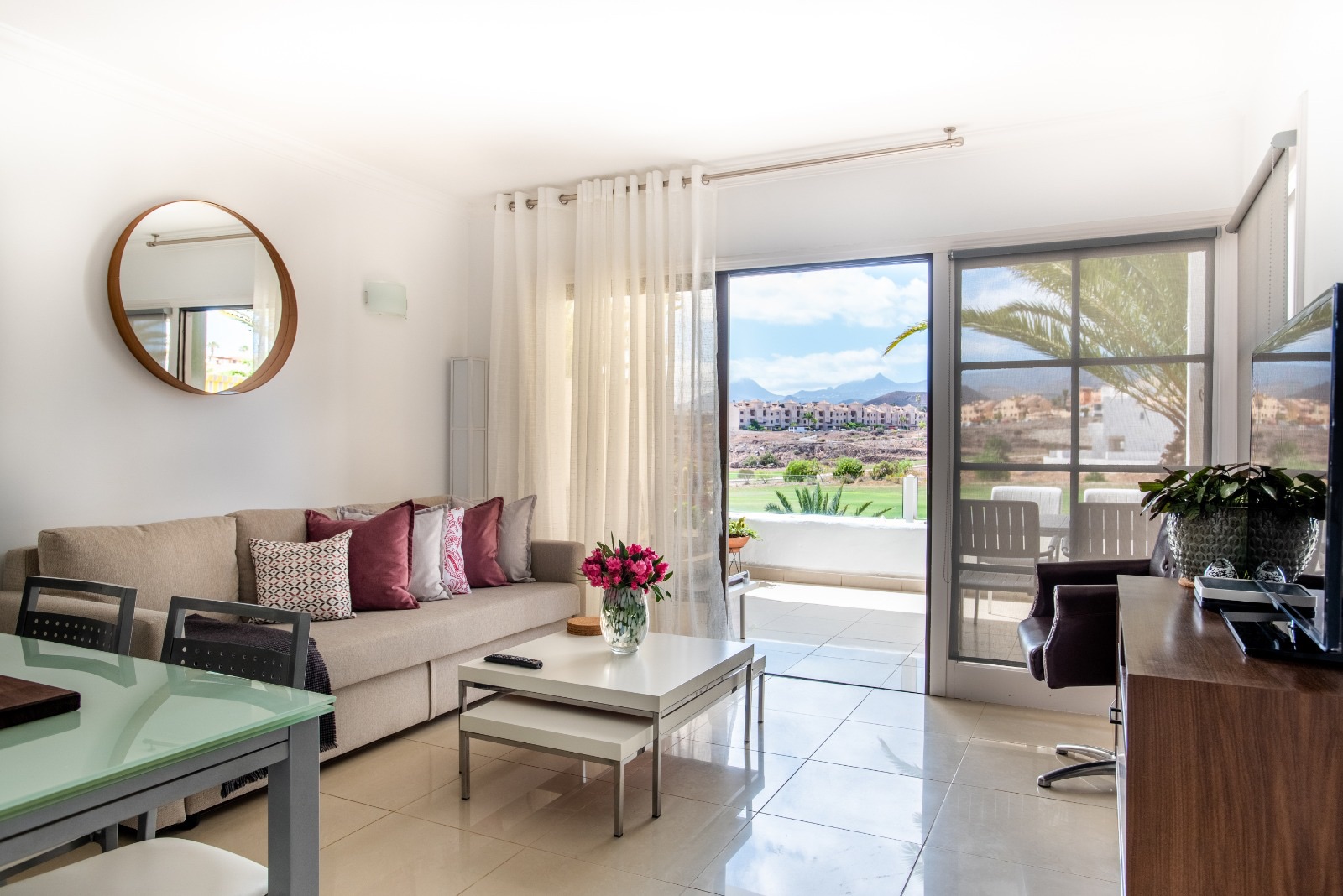 Cosmos Apartment -  Tranquil getaway for two.