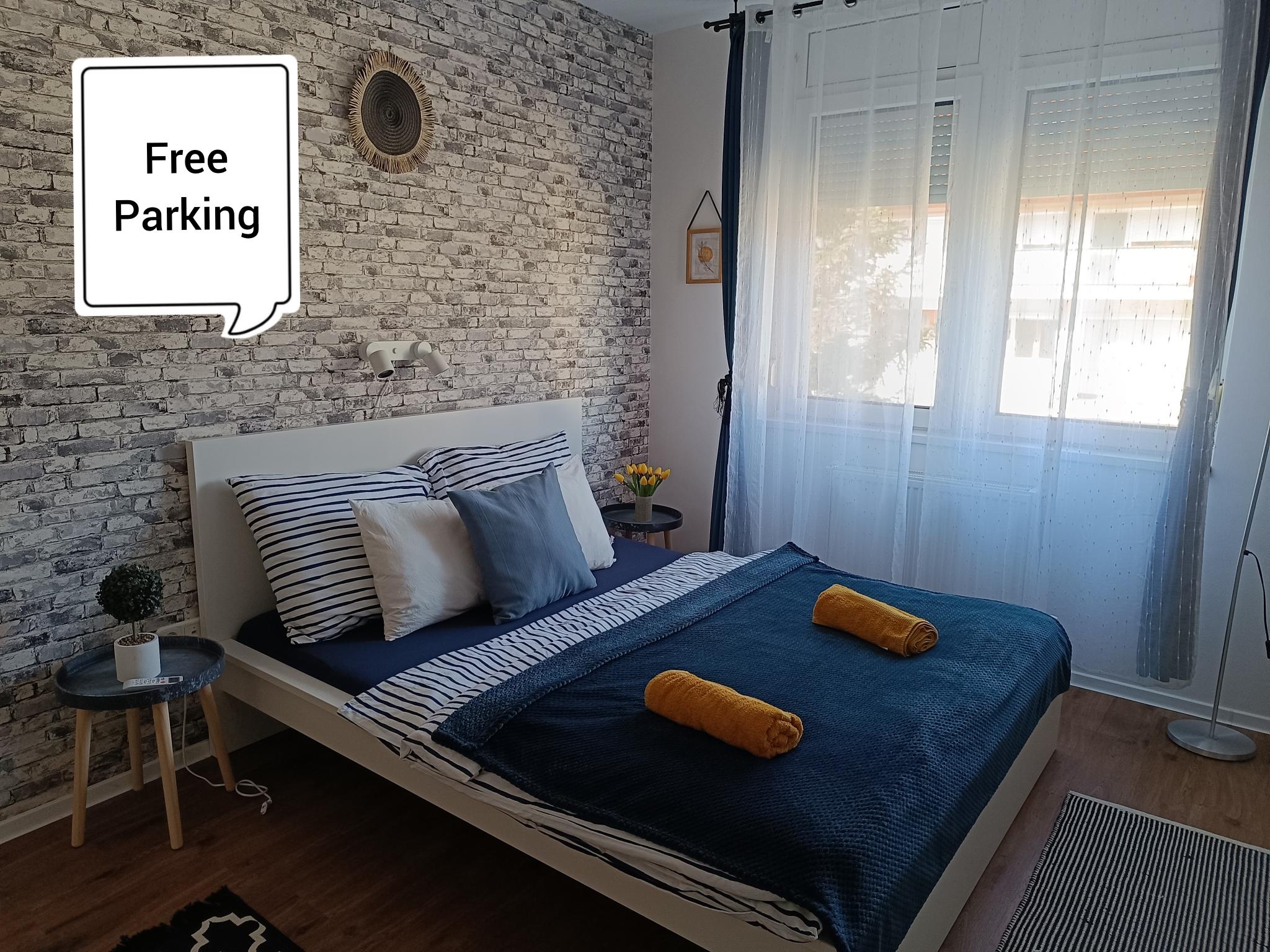 Ap in Central Heviz with balcony - 5mins from Lake