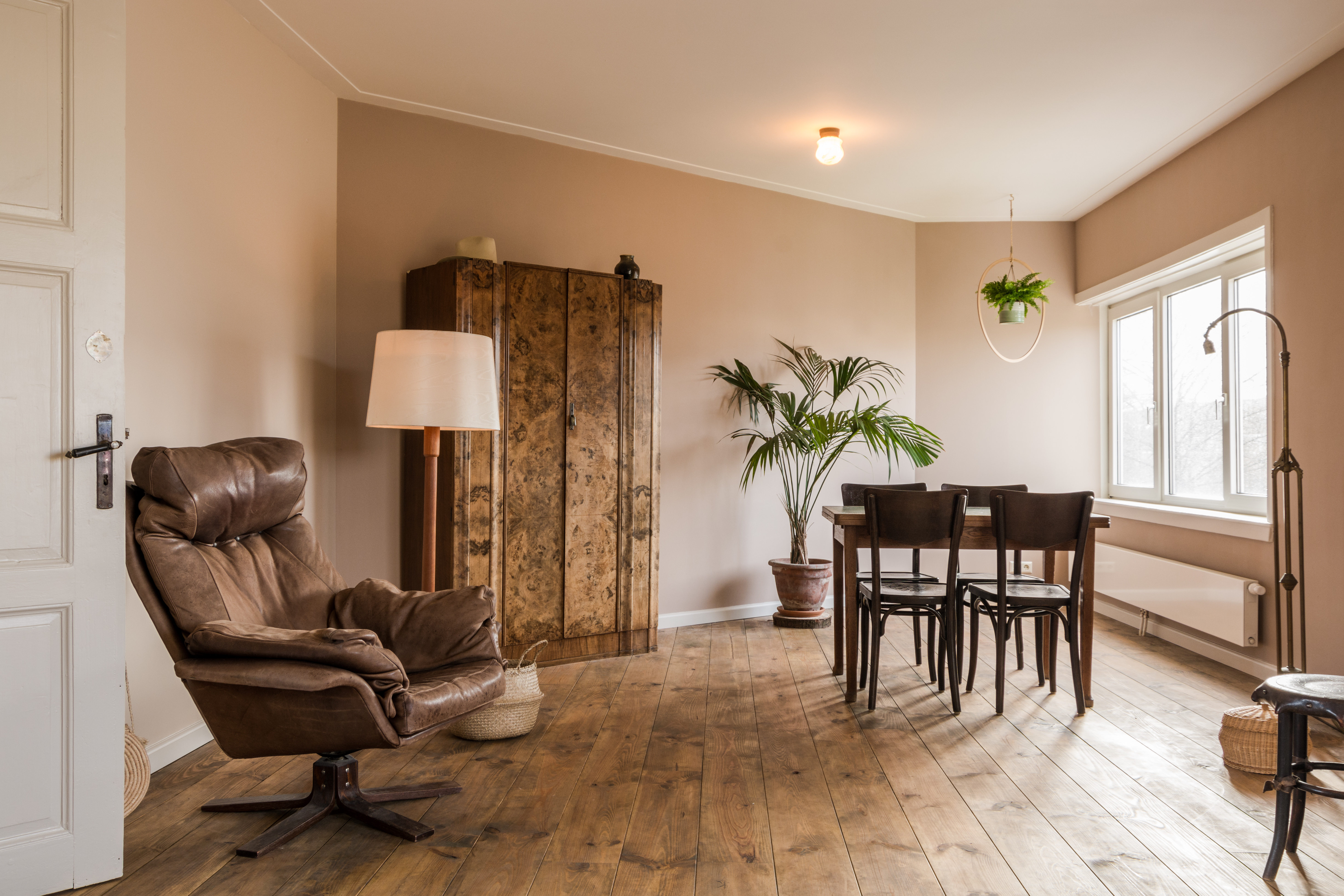 Mid- century place in the city — Amsterdam stay
