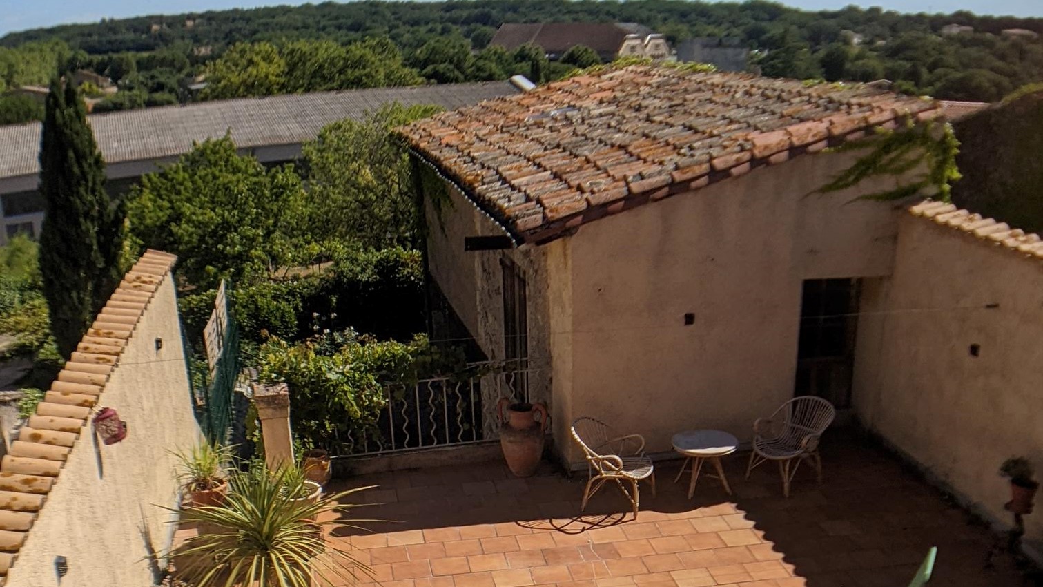 Wunderschöne Wohnung im 1. Stock, Zugang zur Terrasse - Airbnb