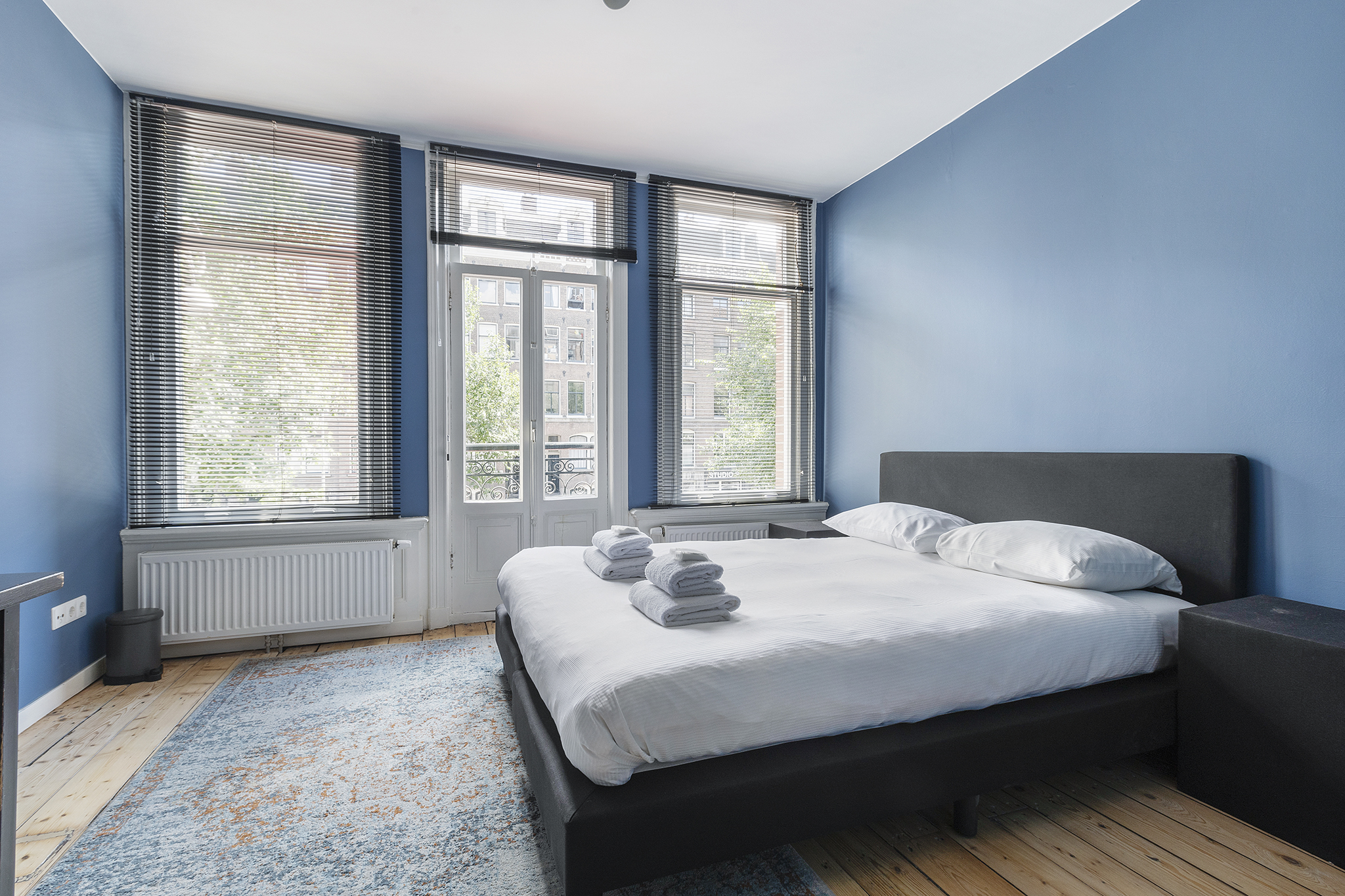 Newly renovated apartment with great terrace — Amsterdam stay